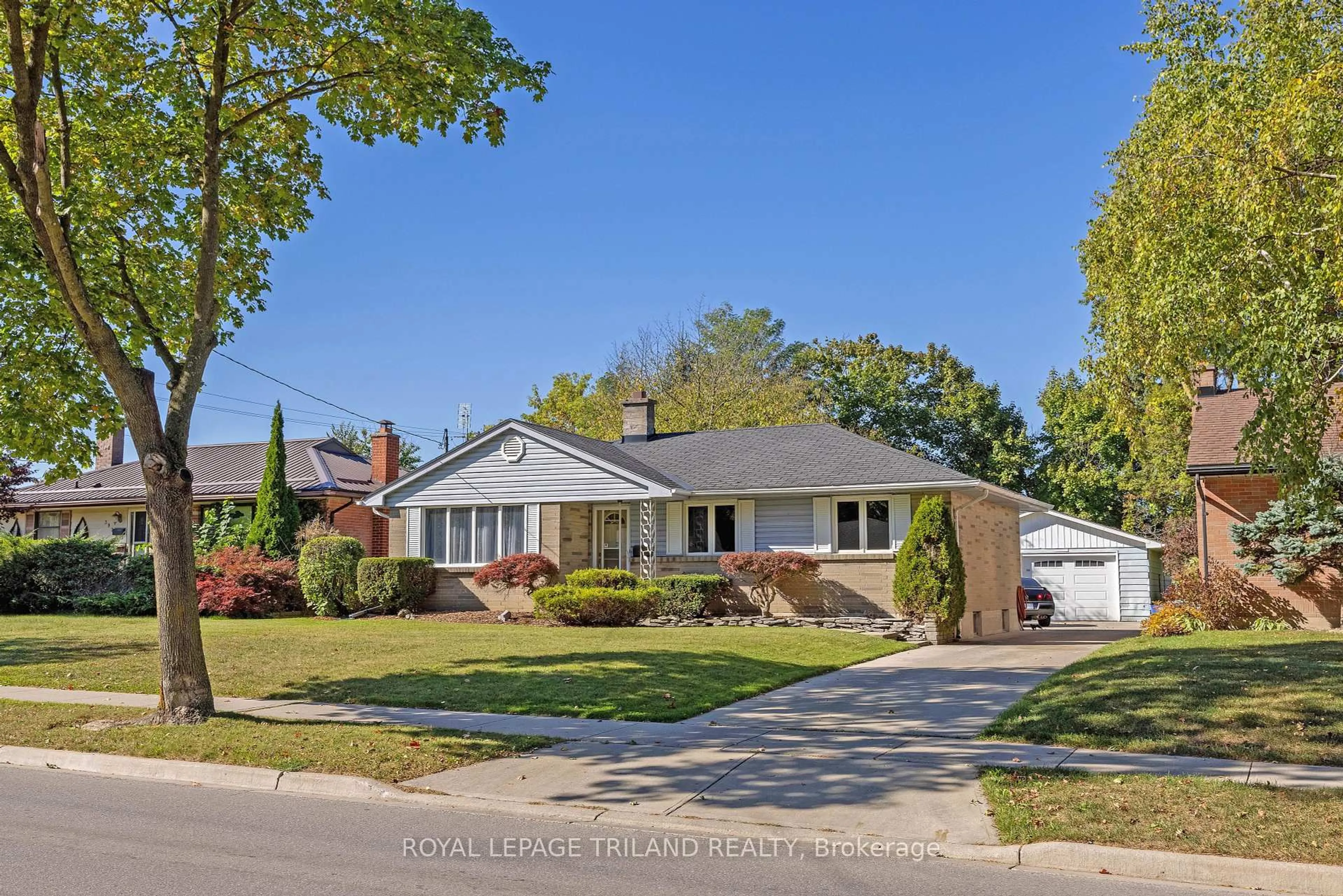 Home with brick exterior material, street for 395 Beachwood Ave, London South Ontario N6J 3J9