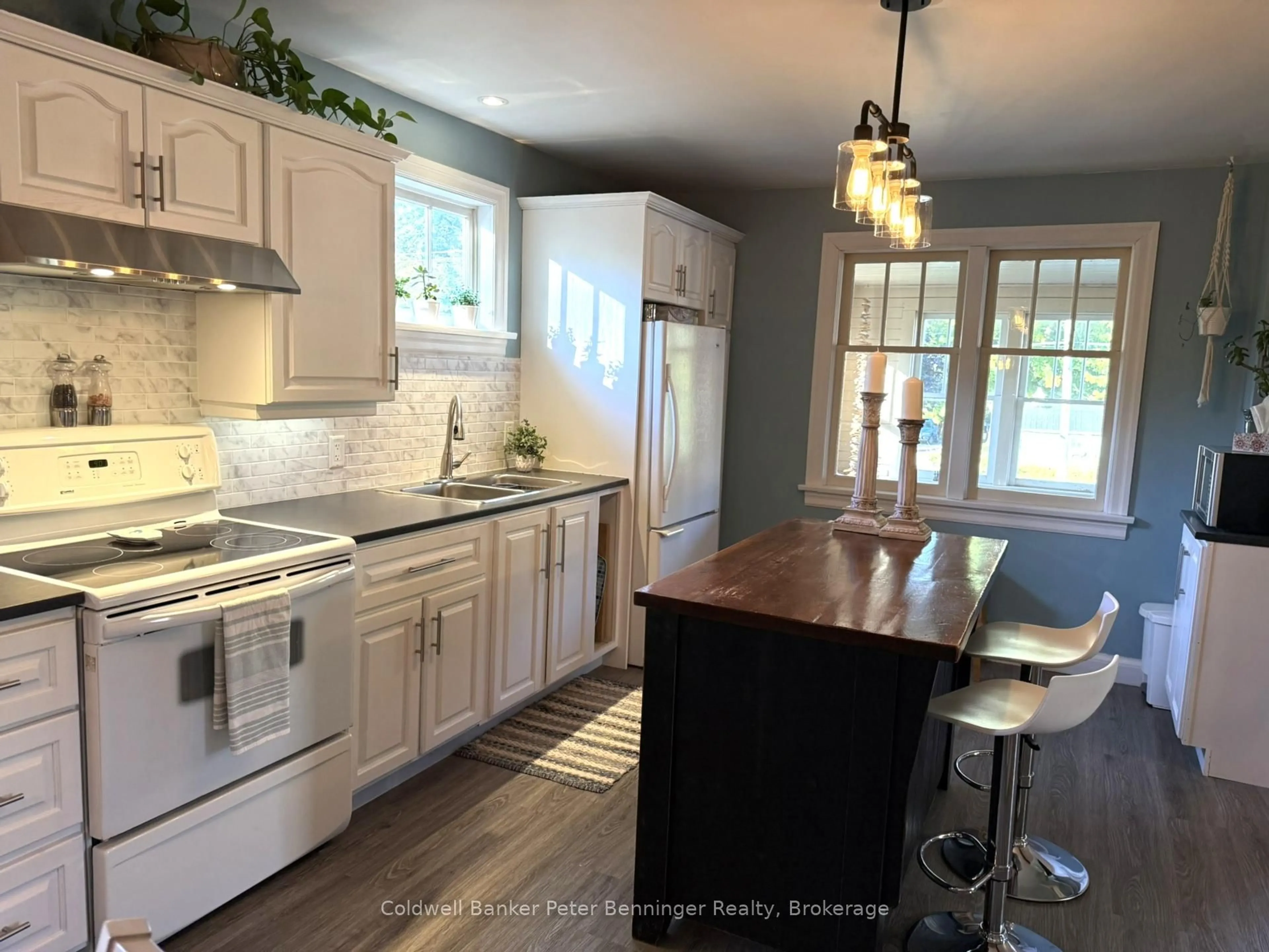 Open concept kitchen, unknown for 1216 Bruce Road 12, South Bruce Ontario N0G 1W0