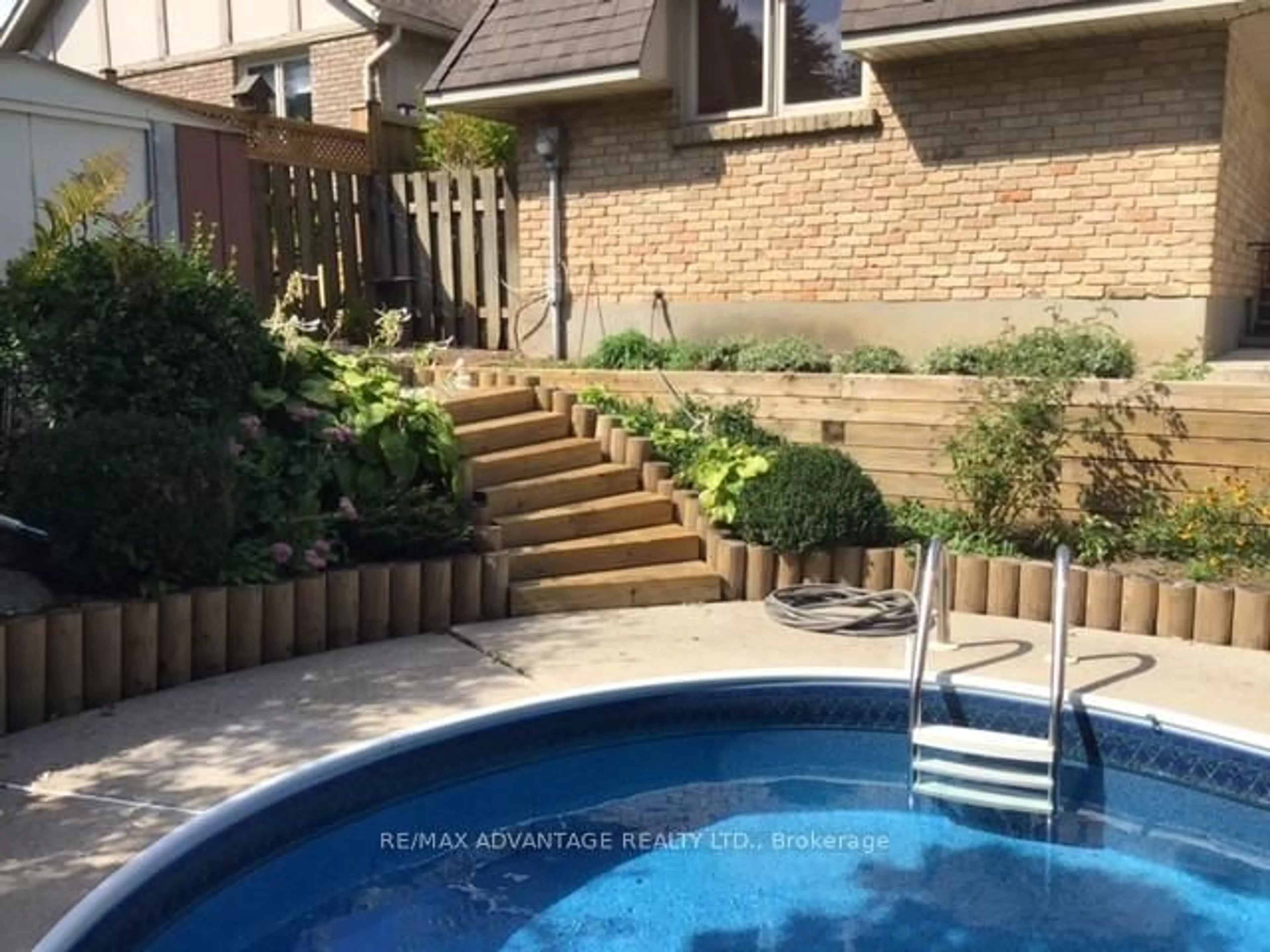 Unknown for 19 TANGLEWOOD Ave, London South Ontario N6K 2B6