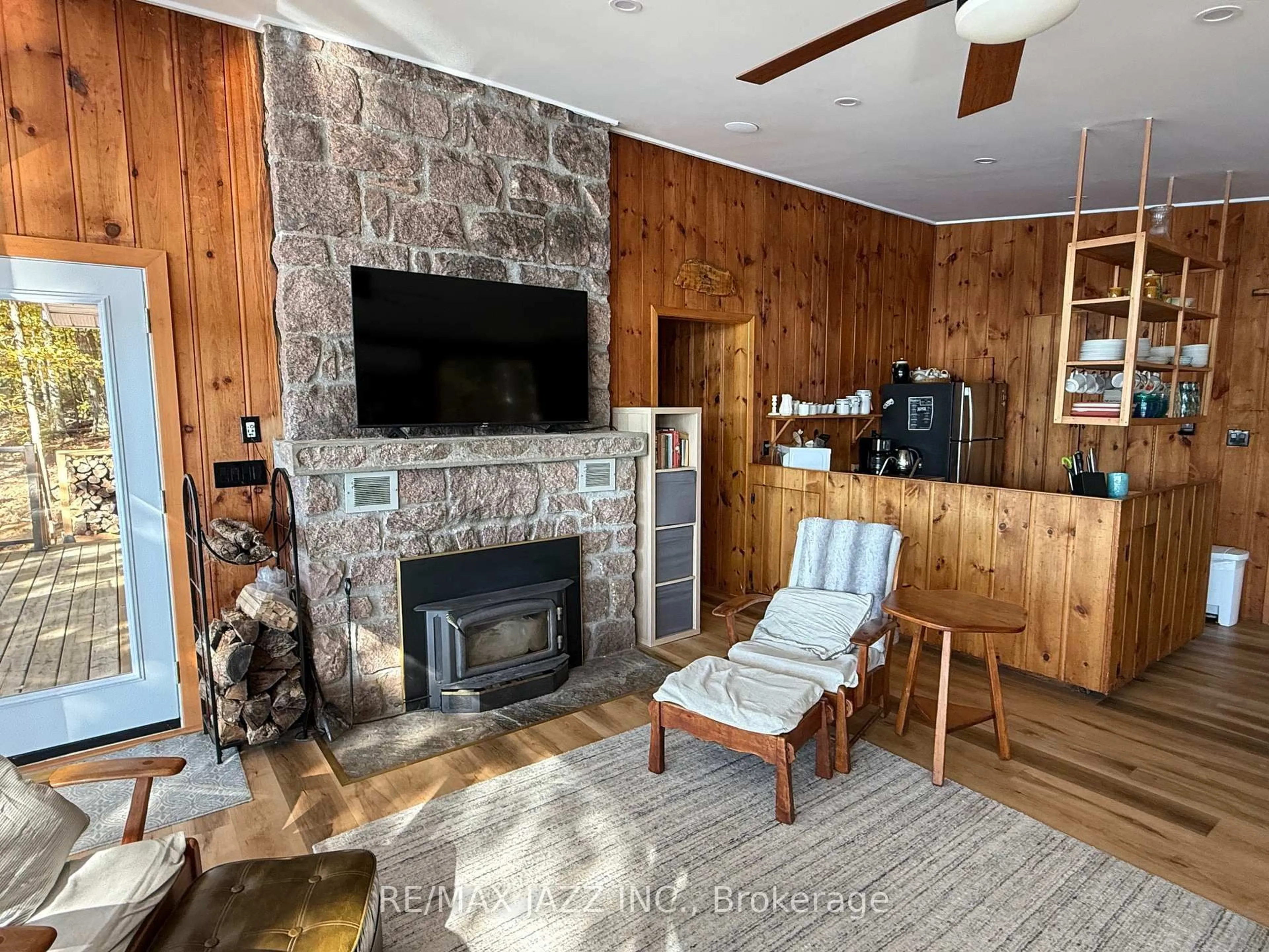 Living room with furniture, unknown for 728 Renwick Rd, North Kawartha Ontario K0L 1A0