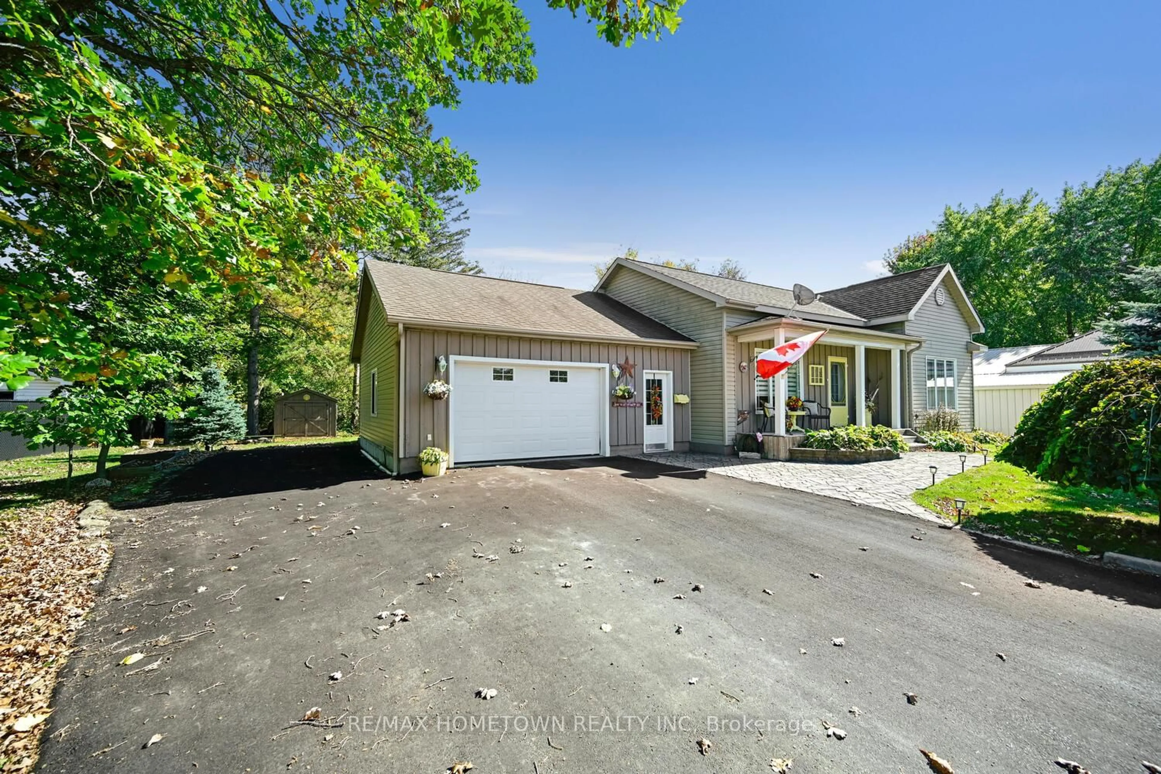 A pic from outside/outdoor area/front of a property/back of a property/a pic from drone, street for 8121 Main St, Augusta Ontario K0G 1R0