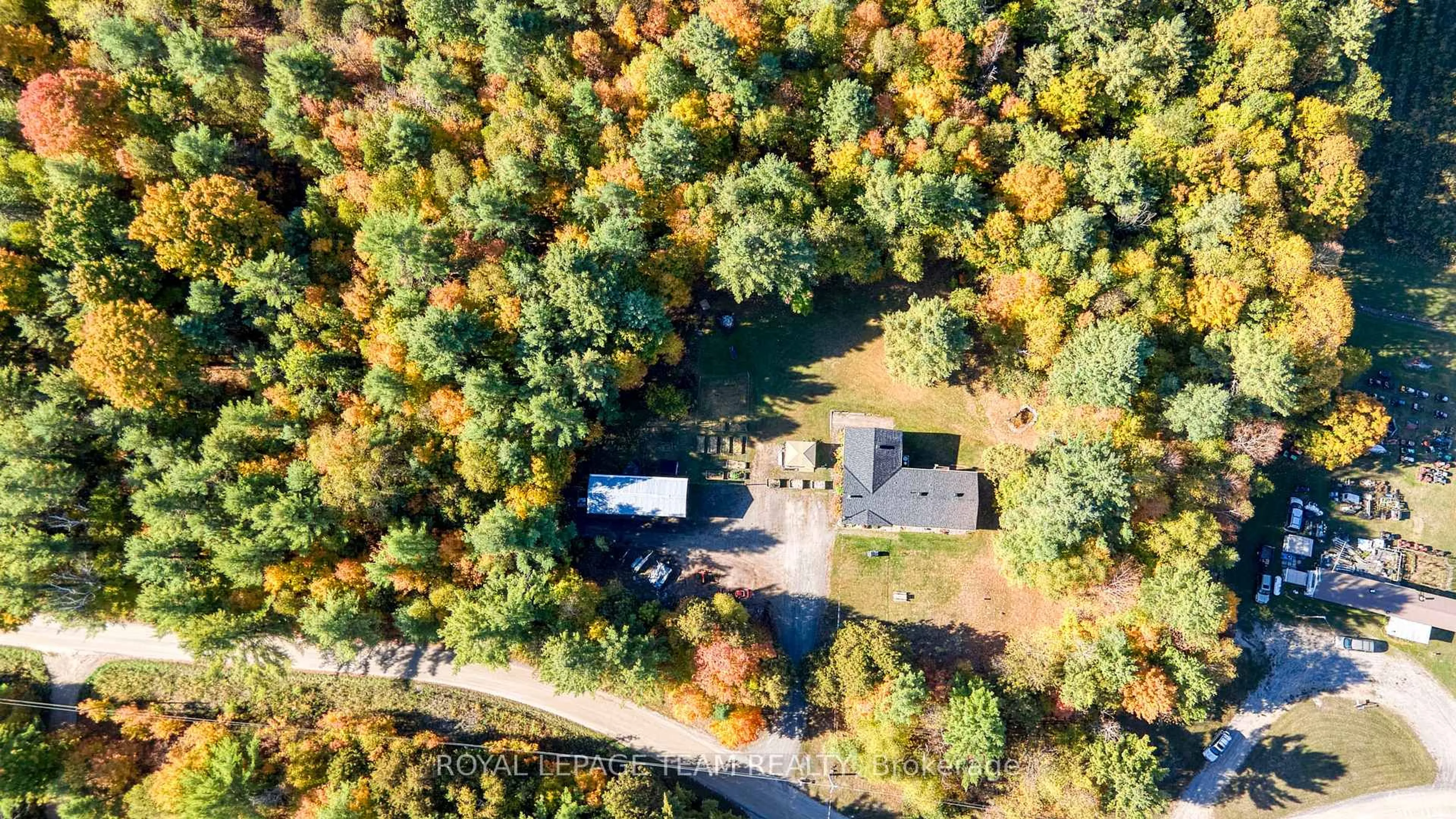 A pic from outside/outdoor area/front of a property/back of a property/a pic from drone, unknown for 2819 Lanark 8c Concession, Clayton Ontario K0A 1P0