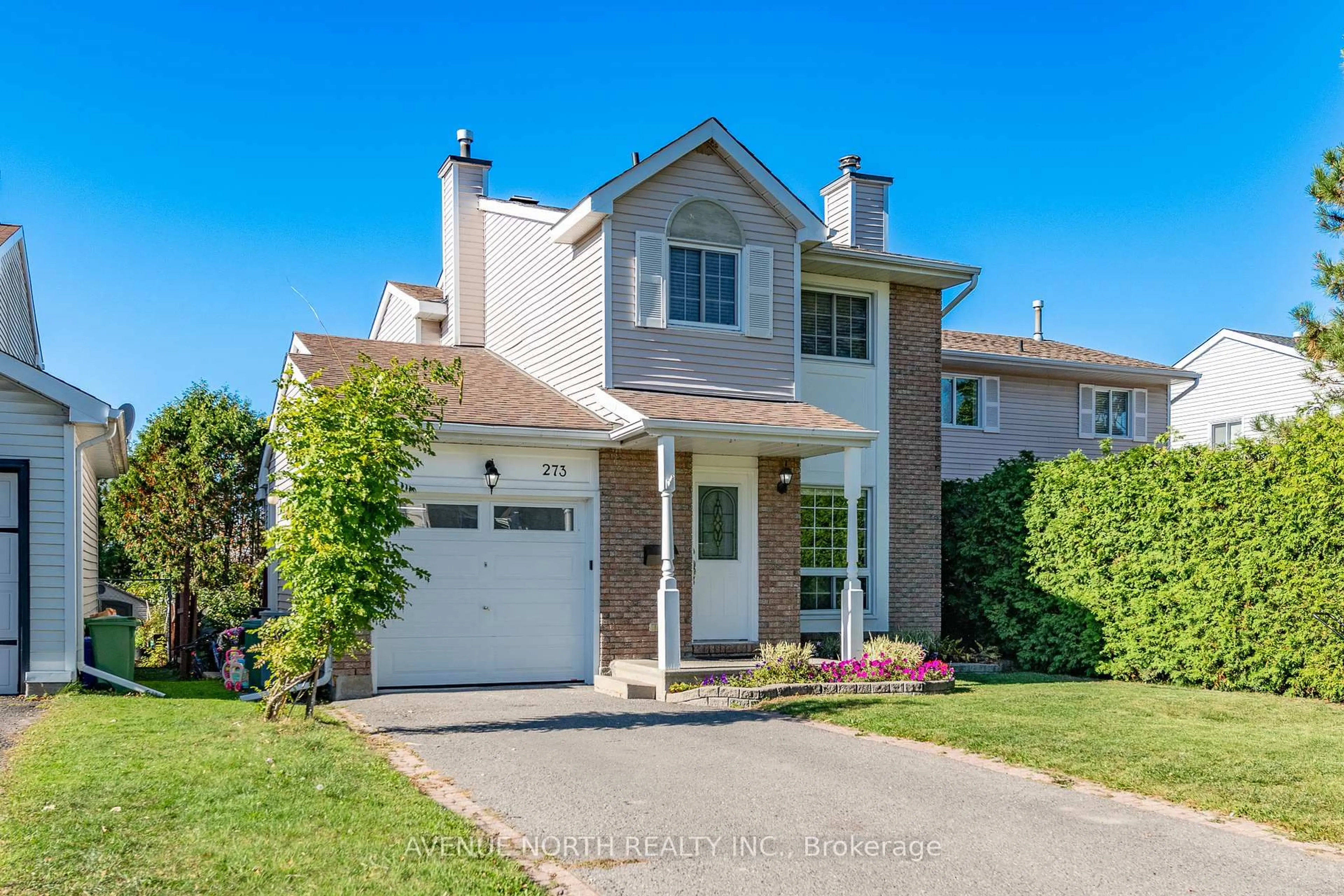 Unknown for 273 Cote-Royale Cres, Ottawa Ontario K1E 3L5