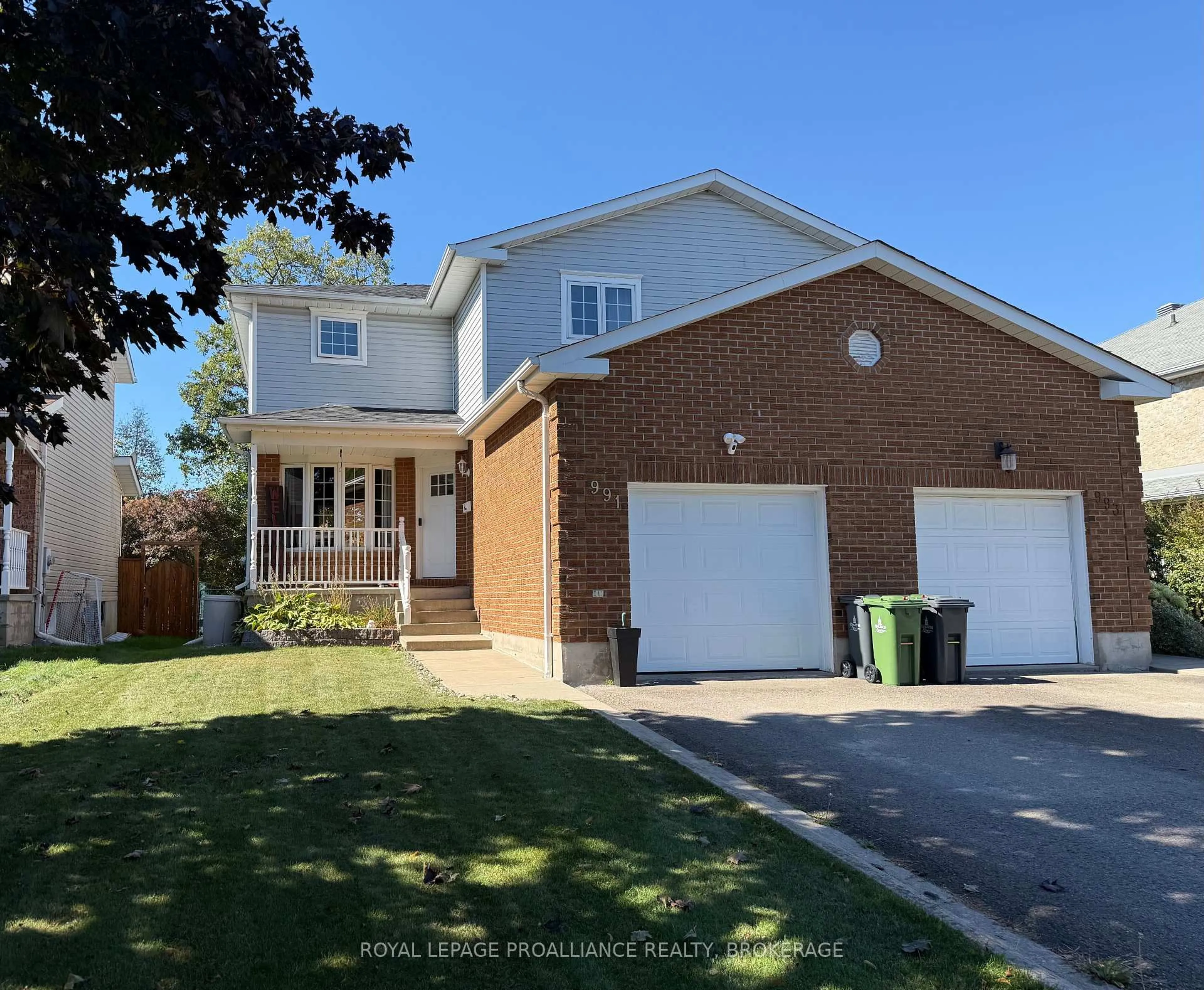 Home with brick exterior material, street for 991 Waterbury Cres, Kingston Ontario K7M 8V4