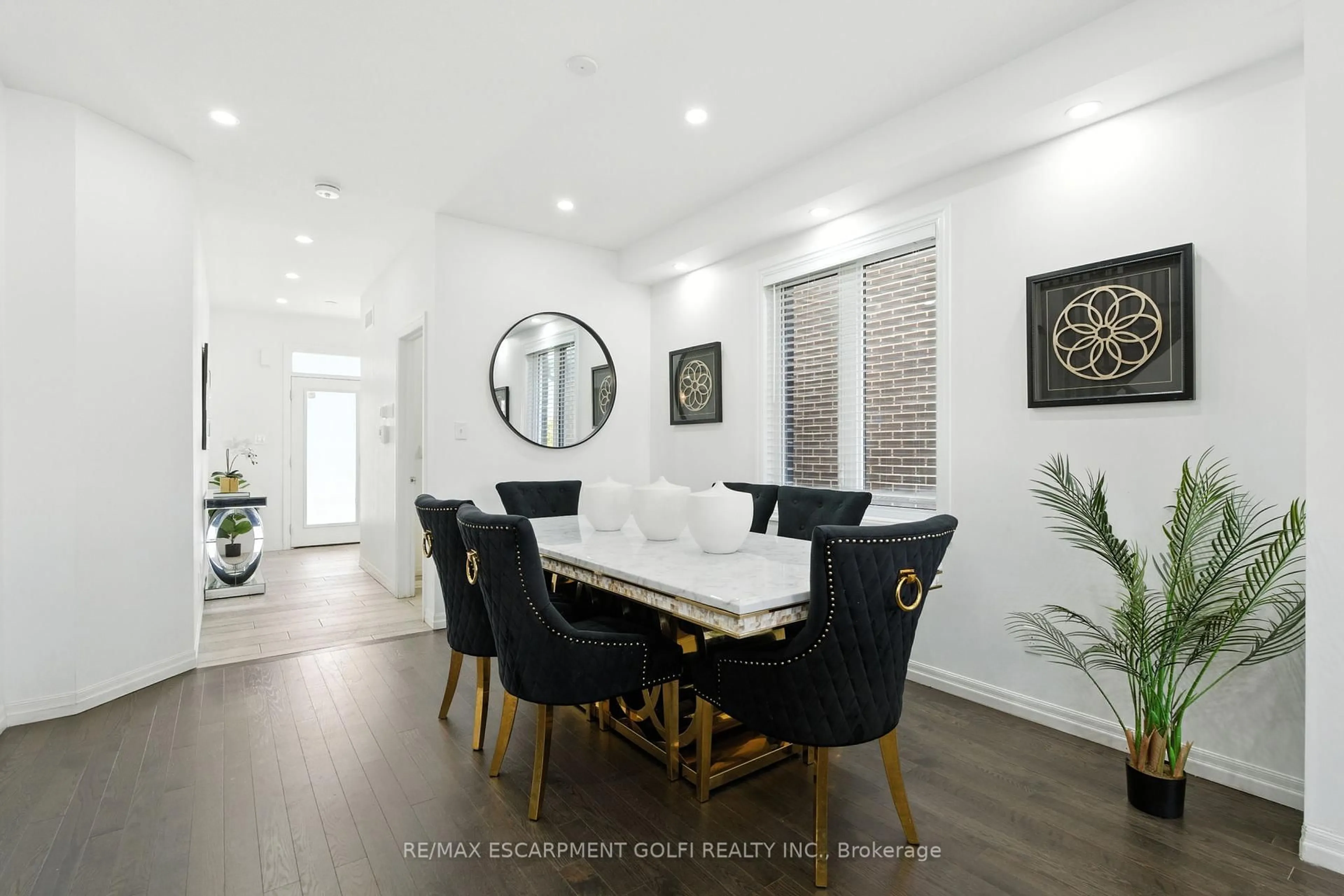 Dining room, unknown for 409 Freure Dr, Cambridge Ontario N1S 0A2
