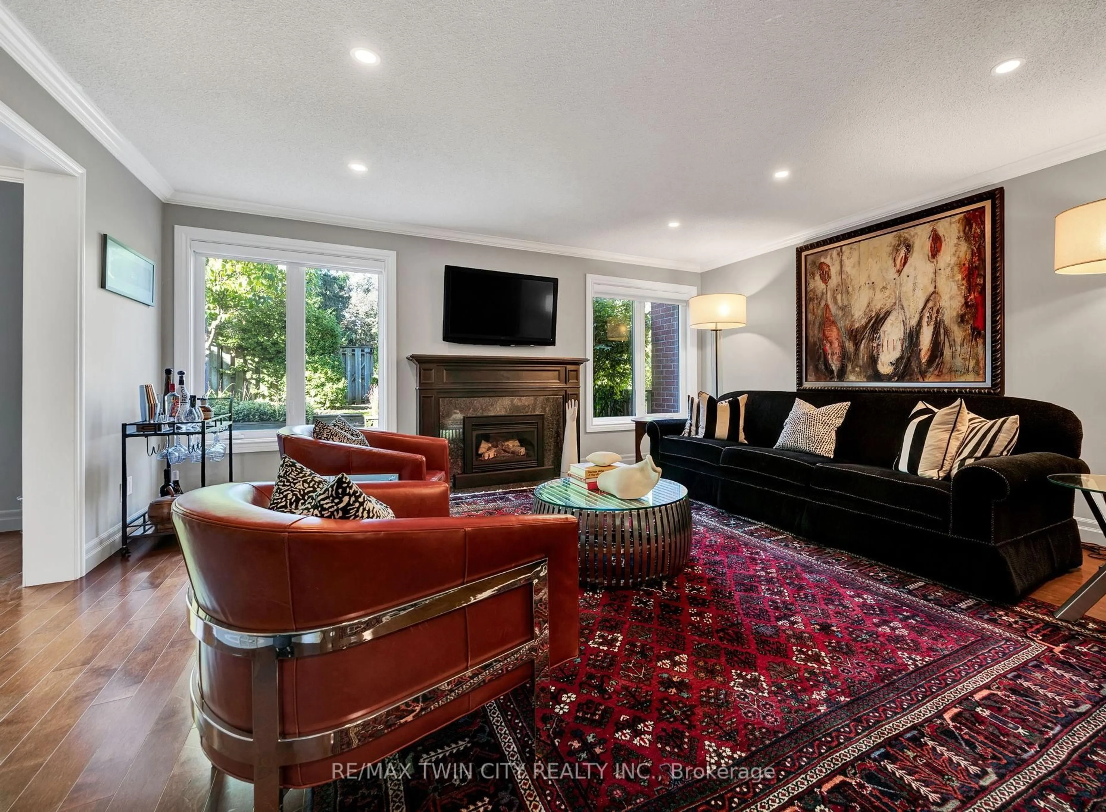 Living room with furniture, unknown for 405 Glasgow St #3, Kitchener Ontario N2M 2N1