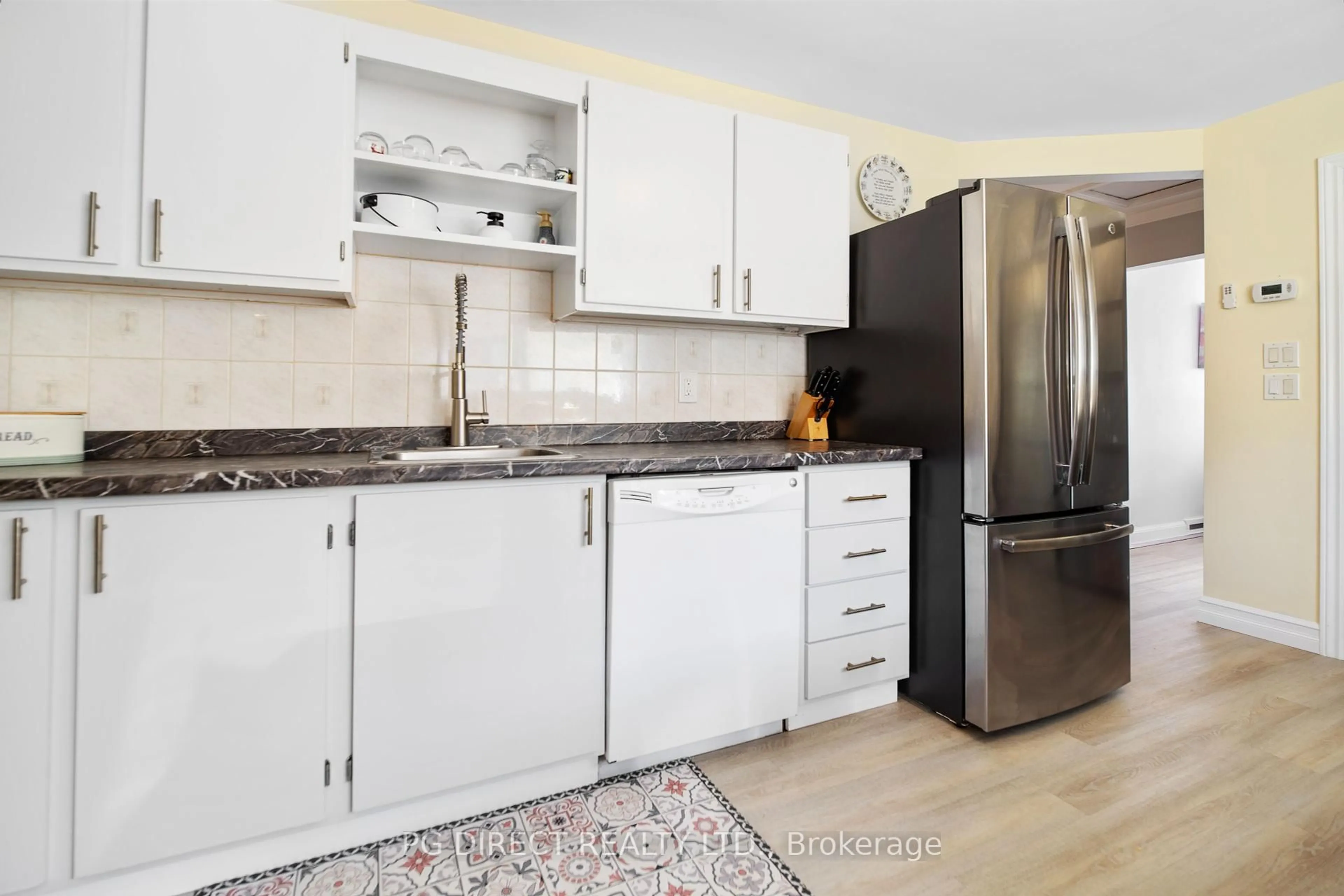 Unknown for 383 Chippewa St, North Bay Ontario P1B 6G5