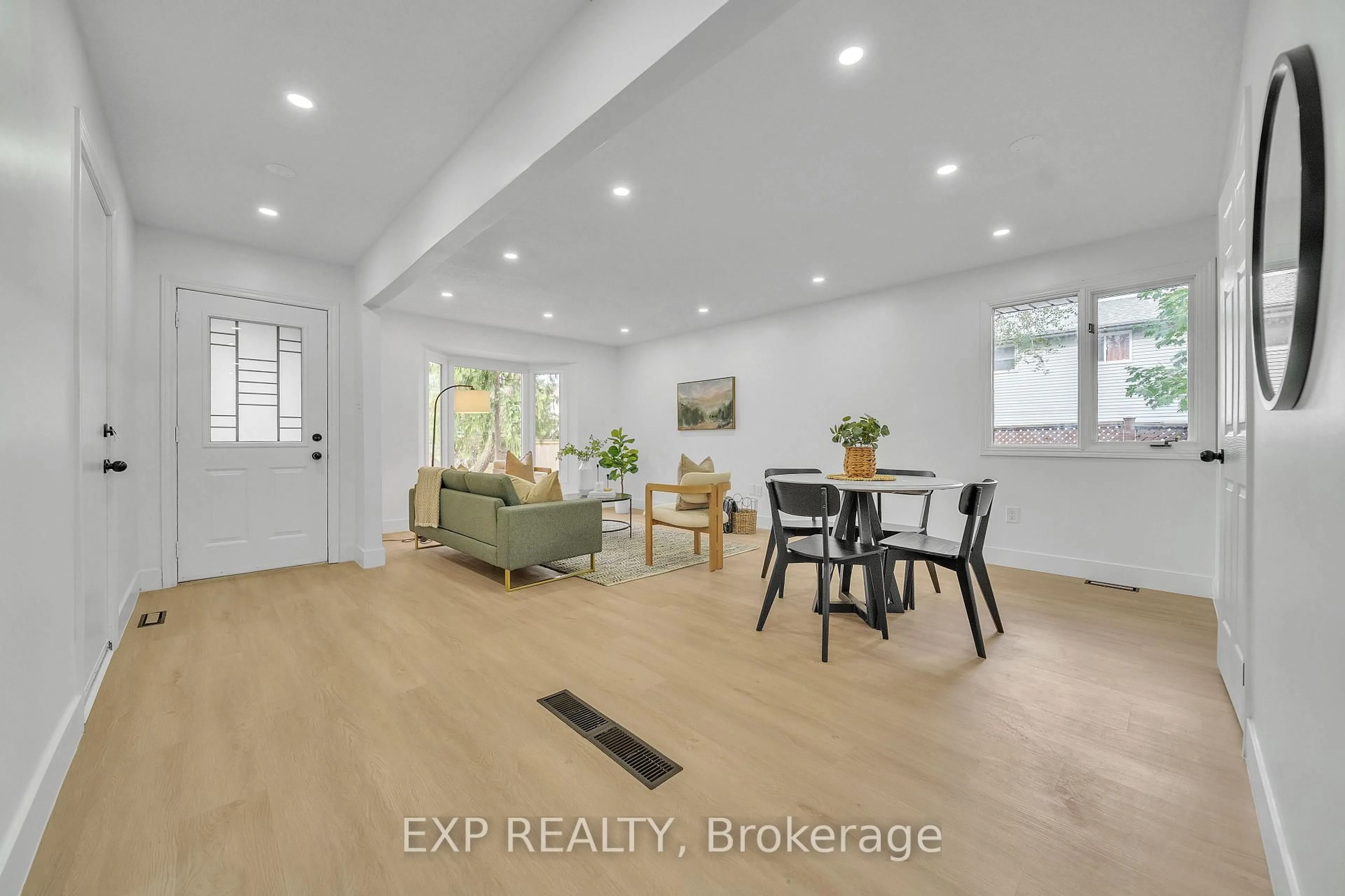 Unknown for 46 Bonaparte Lane, London East Ontario N5V 4A8