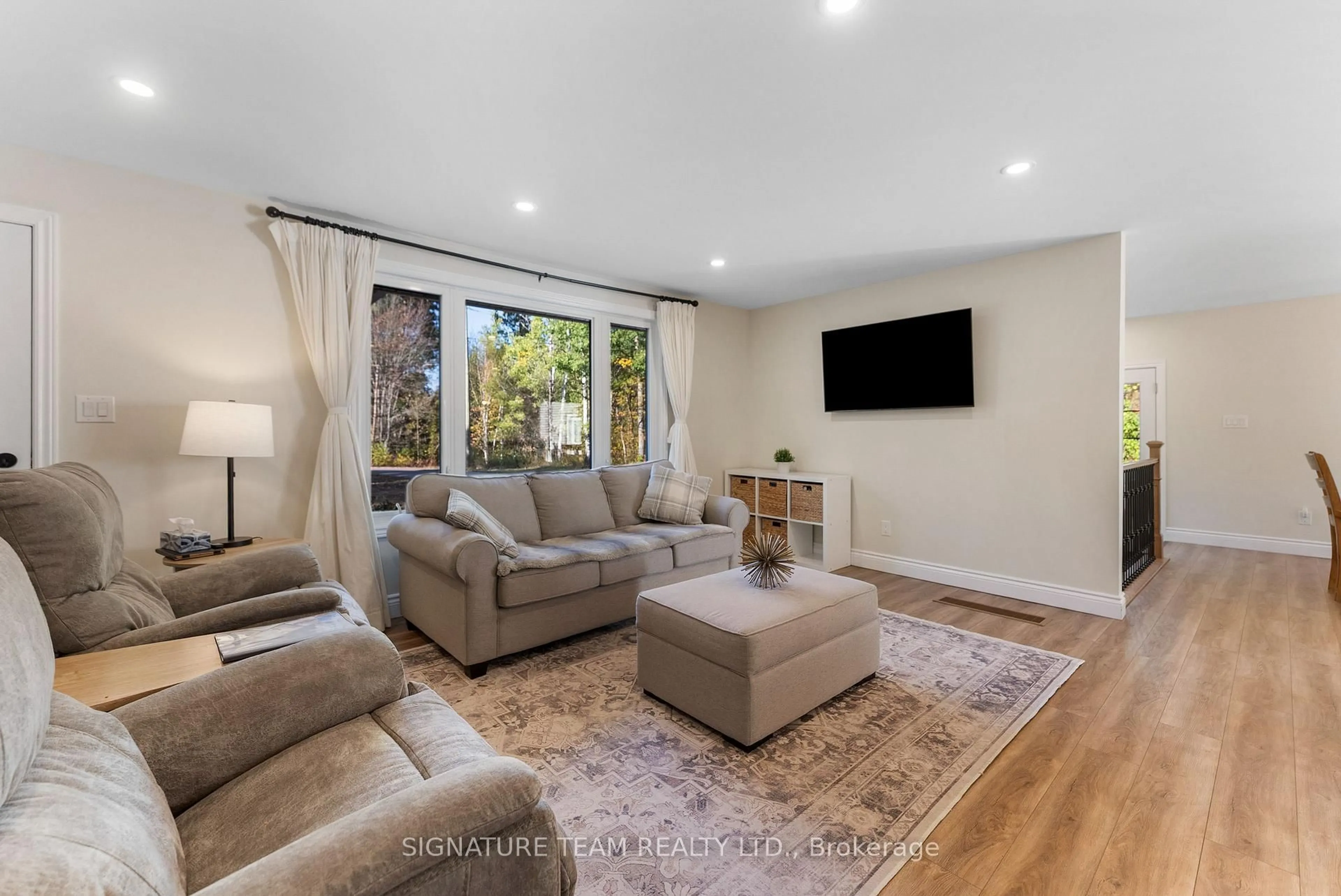Living room with furniture, unknown for 47 Sunrise Rd, Round Lake Centre Ontario K0J 2J0