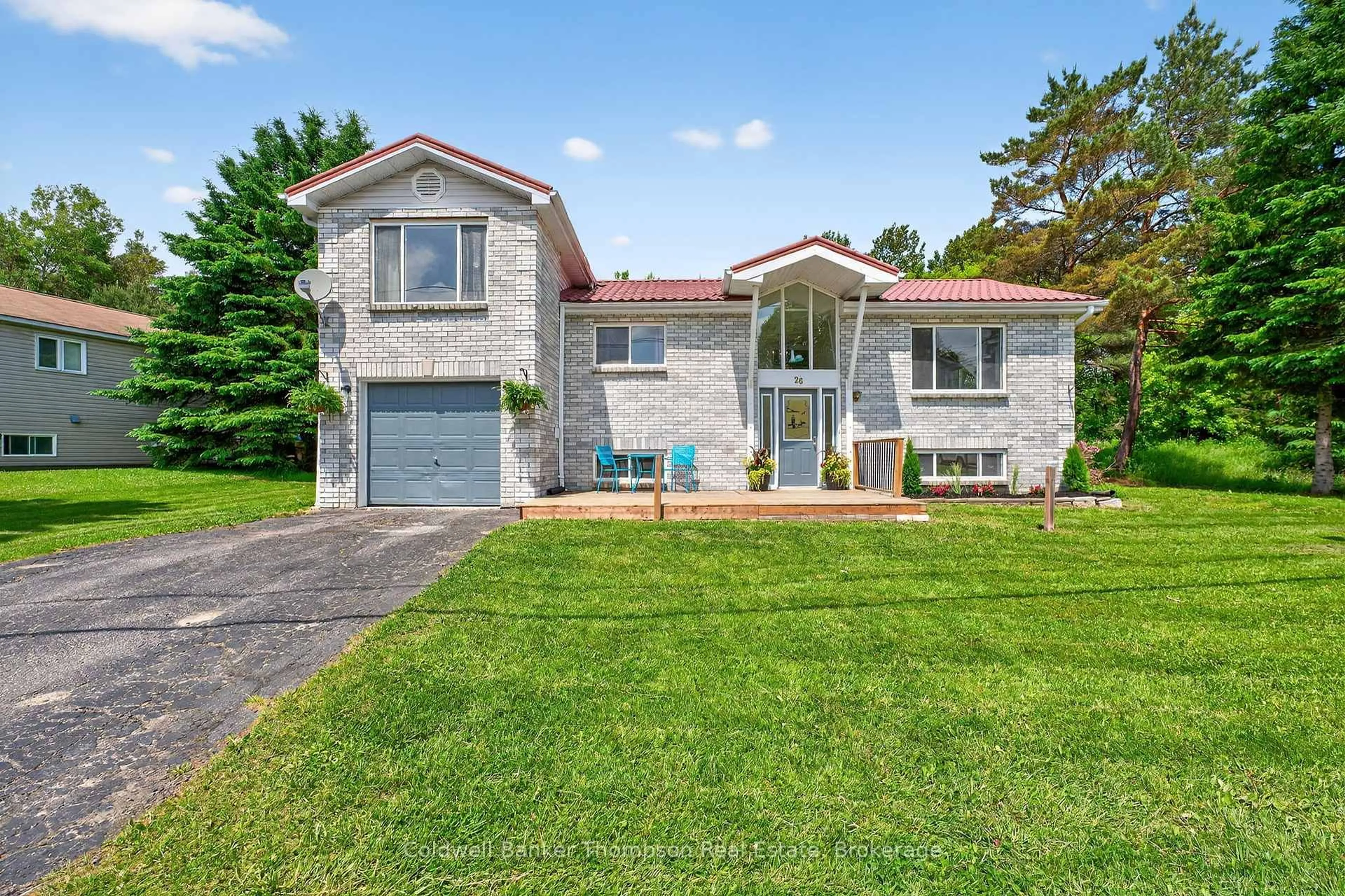 Home with brick exterior material, street for 26 Sabrina Park Dr, Huntsville Ontario P1H 1L8