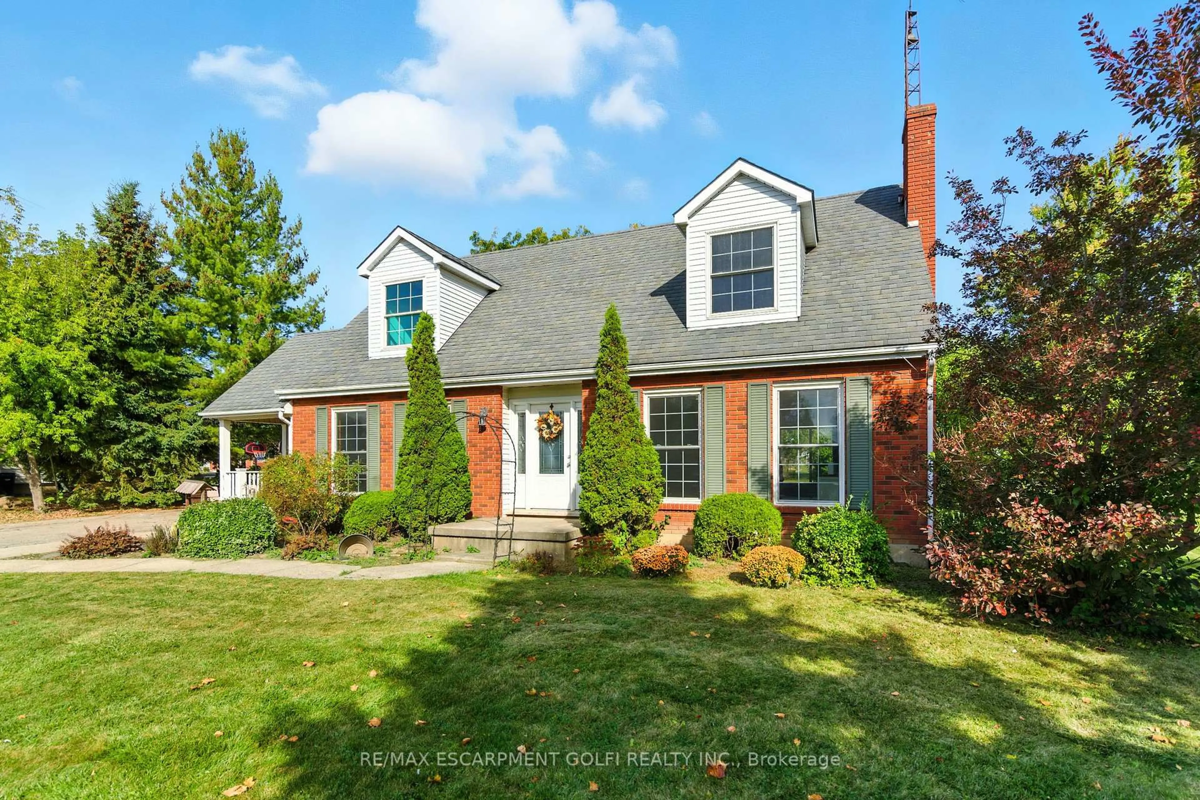 Home with brick exterior material, street for 31 Peel St, Haldimand Ontario N0A 1J0