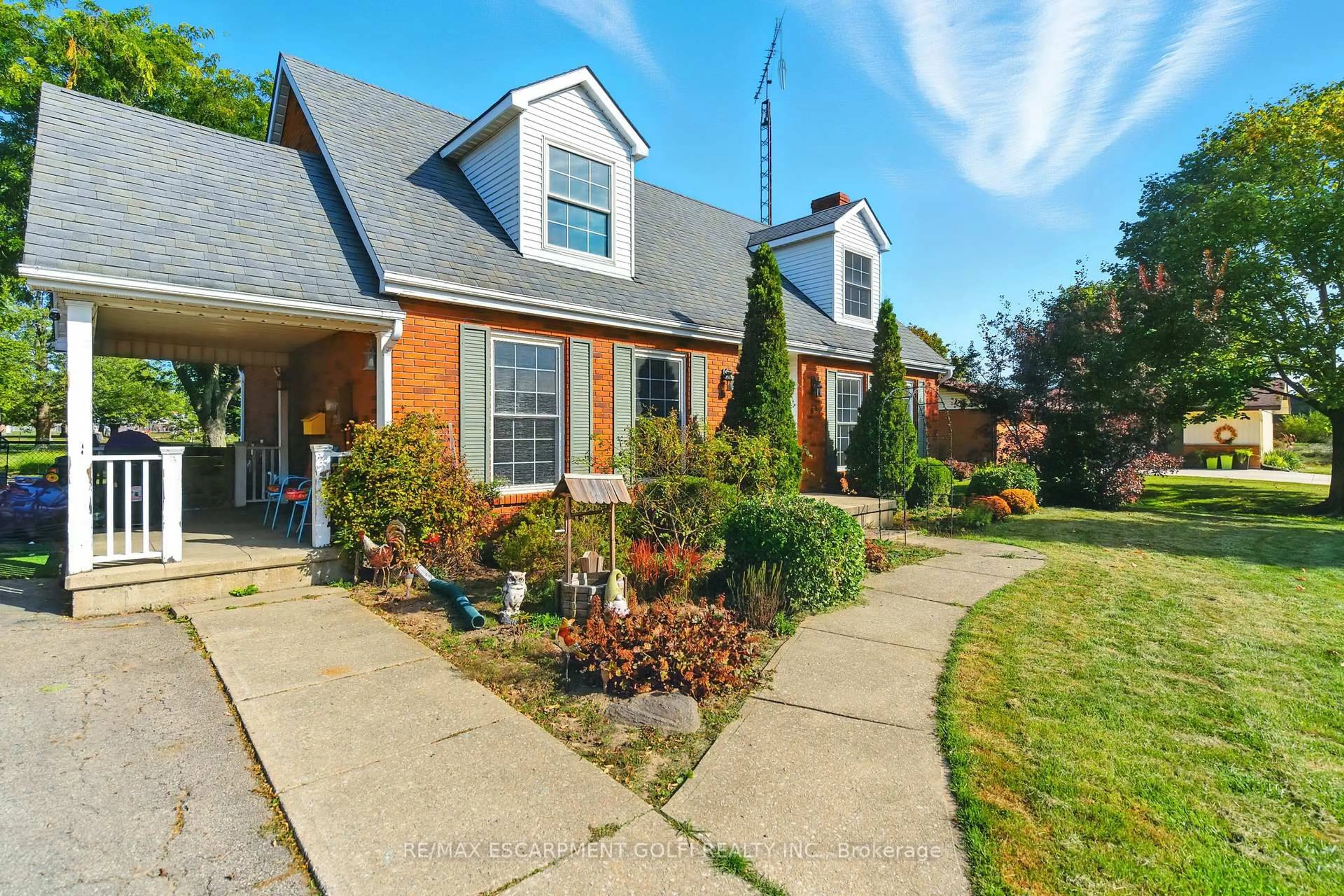 Home with brick exterior material, street for 31 Peel St, Haldimand Ontario N0A 1J0