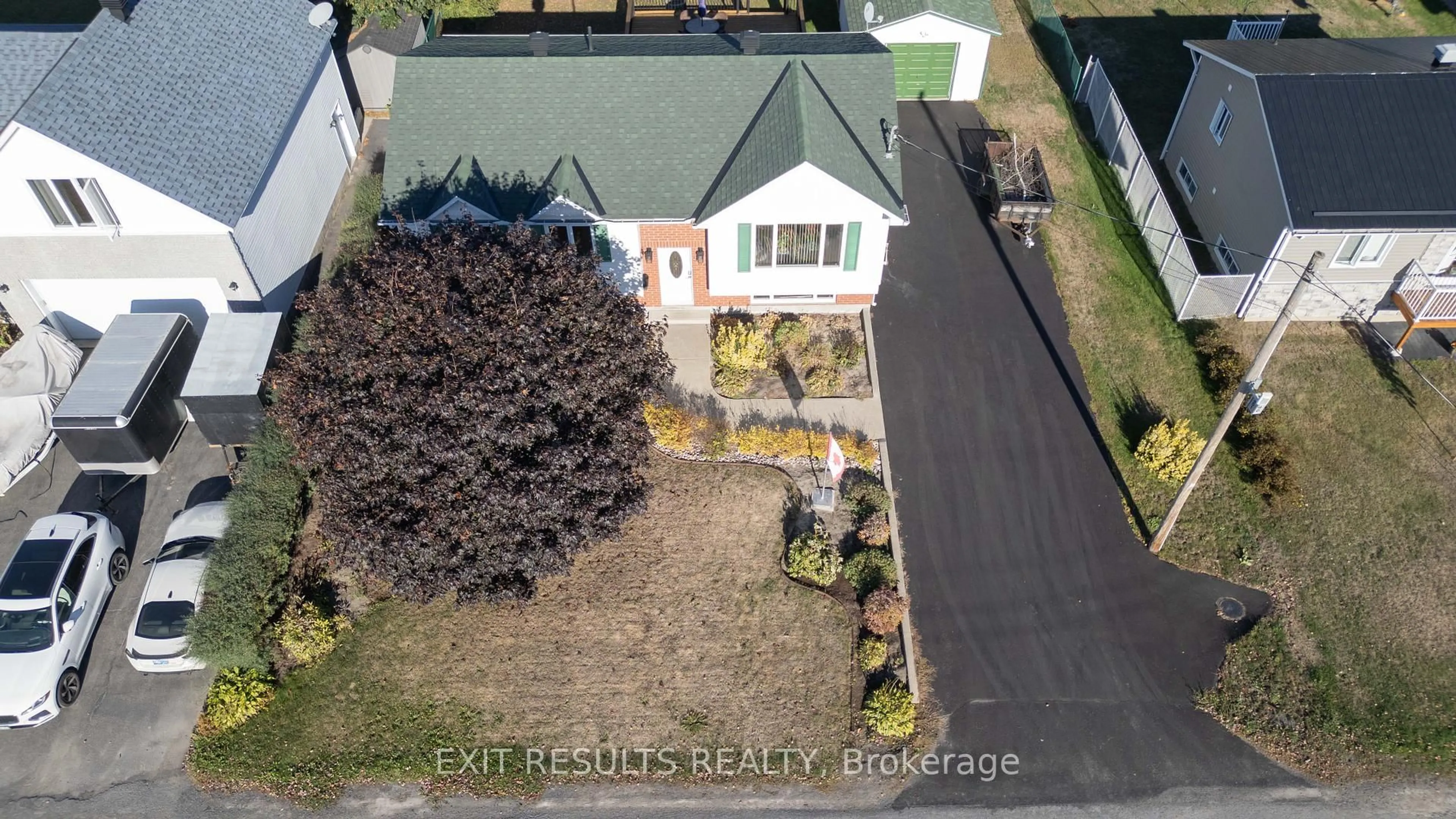 A pic from outside/outdoor area/front of a property/back of a property/a pic from drone, street for 565 Bolt Rd, Alfred and Plantagenet Ontario K0B 1A0