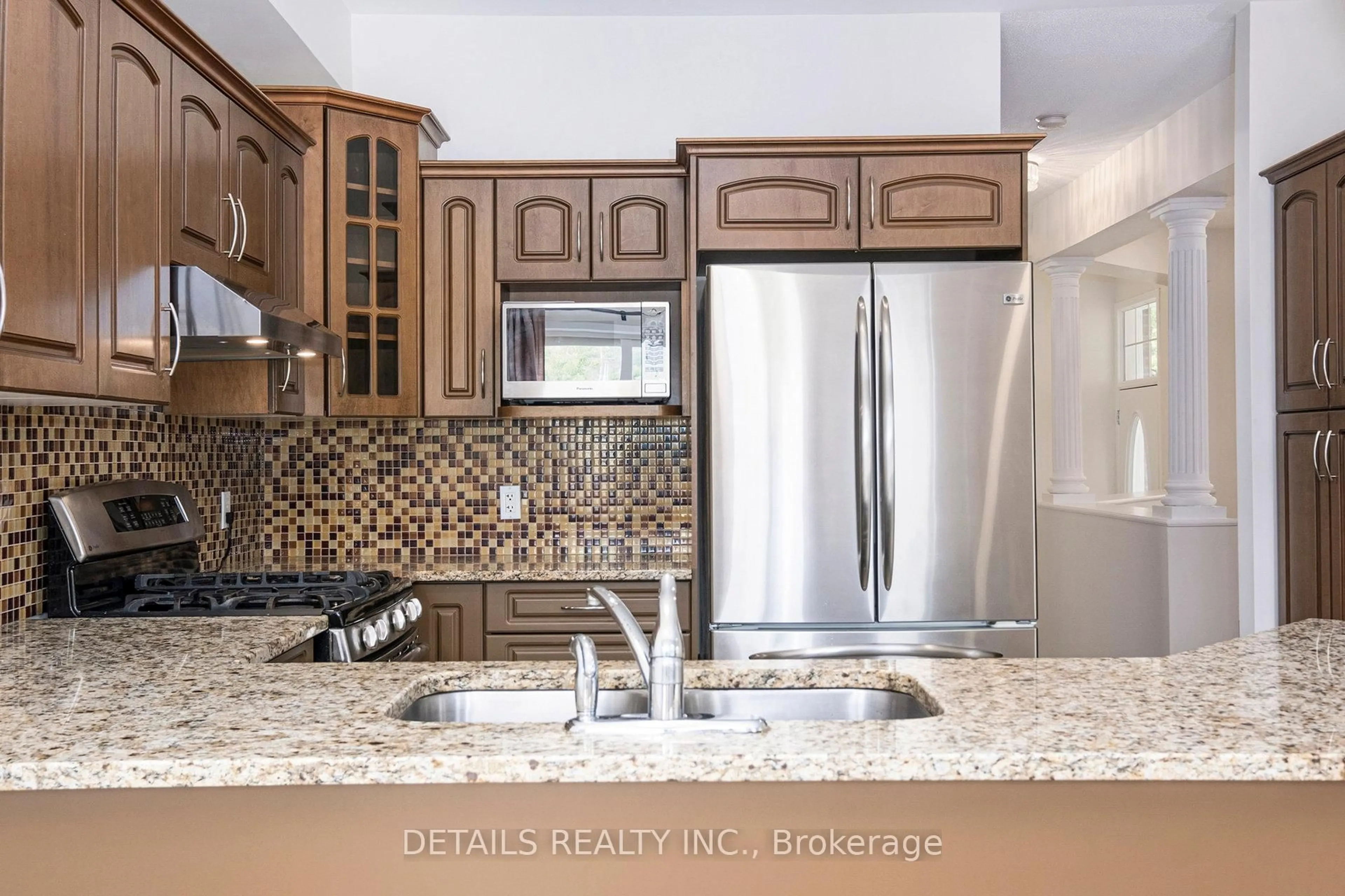 Unknown for 809 Pinnacle St, Ottawa Ontario K4A 0L6