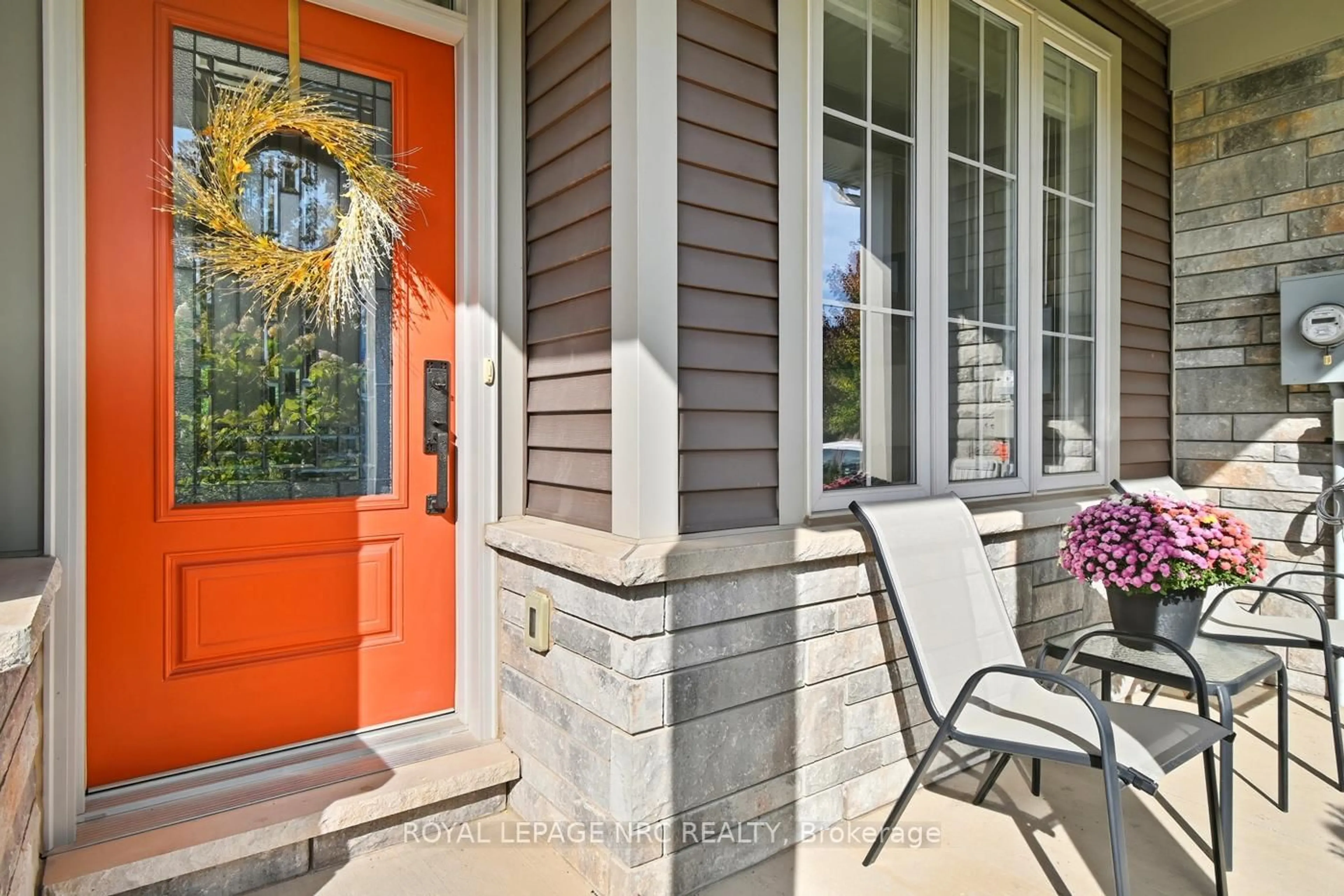 Indoor entryway for 13 Andrew Lane, Thorold Ontario L2V 0V3