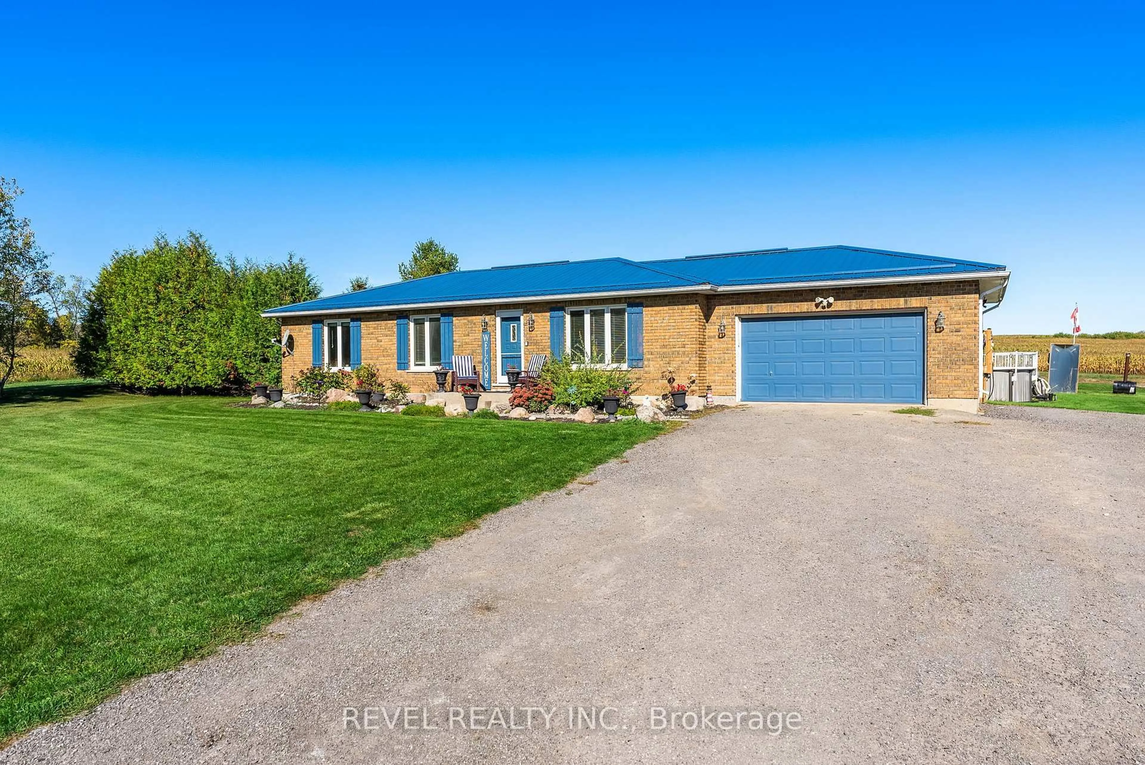 A pic from outside/outdoor area/front of a property/back of a property/a pic from drone, street for 572 6th Line, Port Hope Ontario L0A 1J0