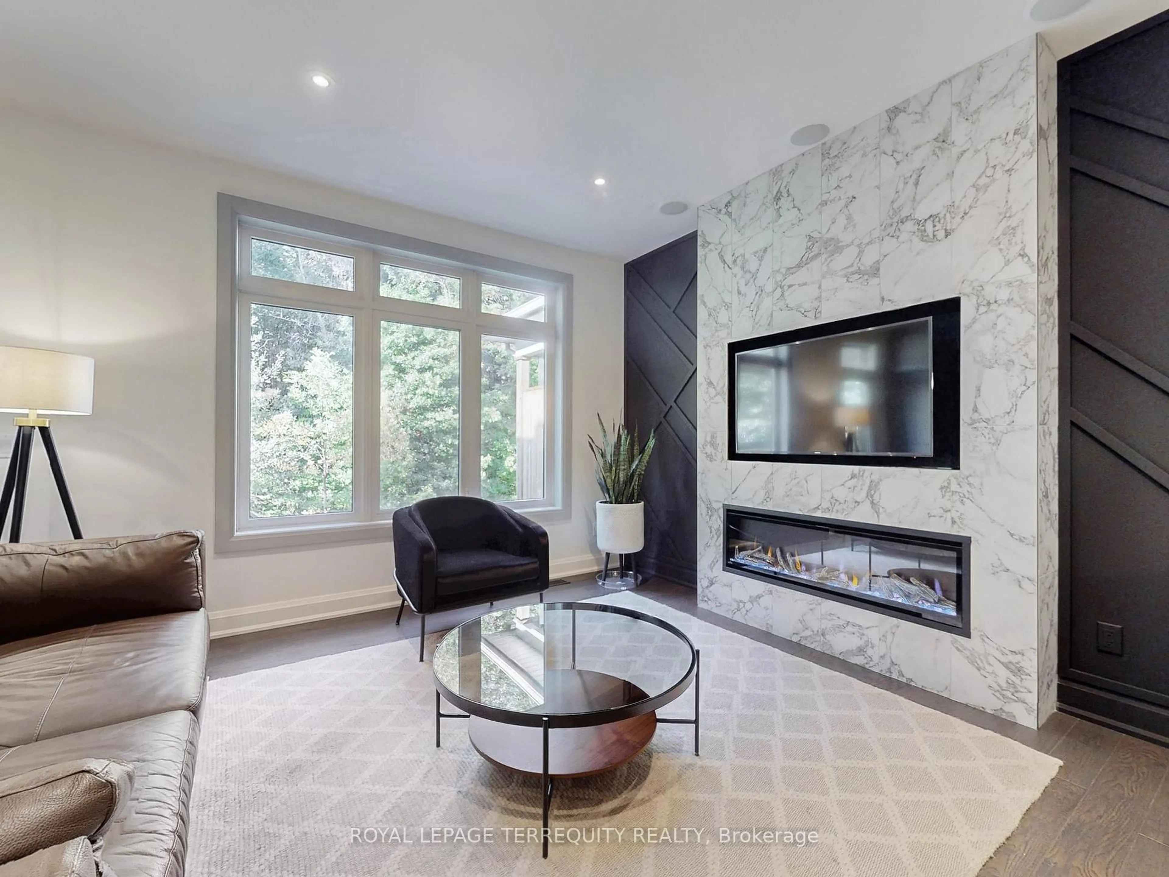 Living room with furniture, ceramic/tile floor for 9245 Shoveller Dr #6, Niagara Falls Ontario L2H 0M4