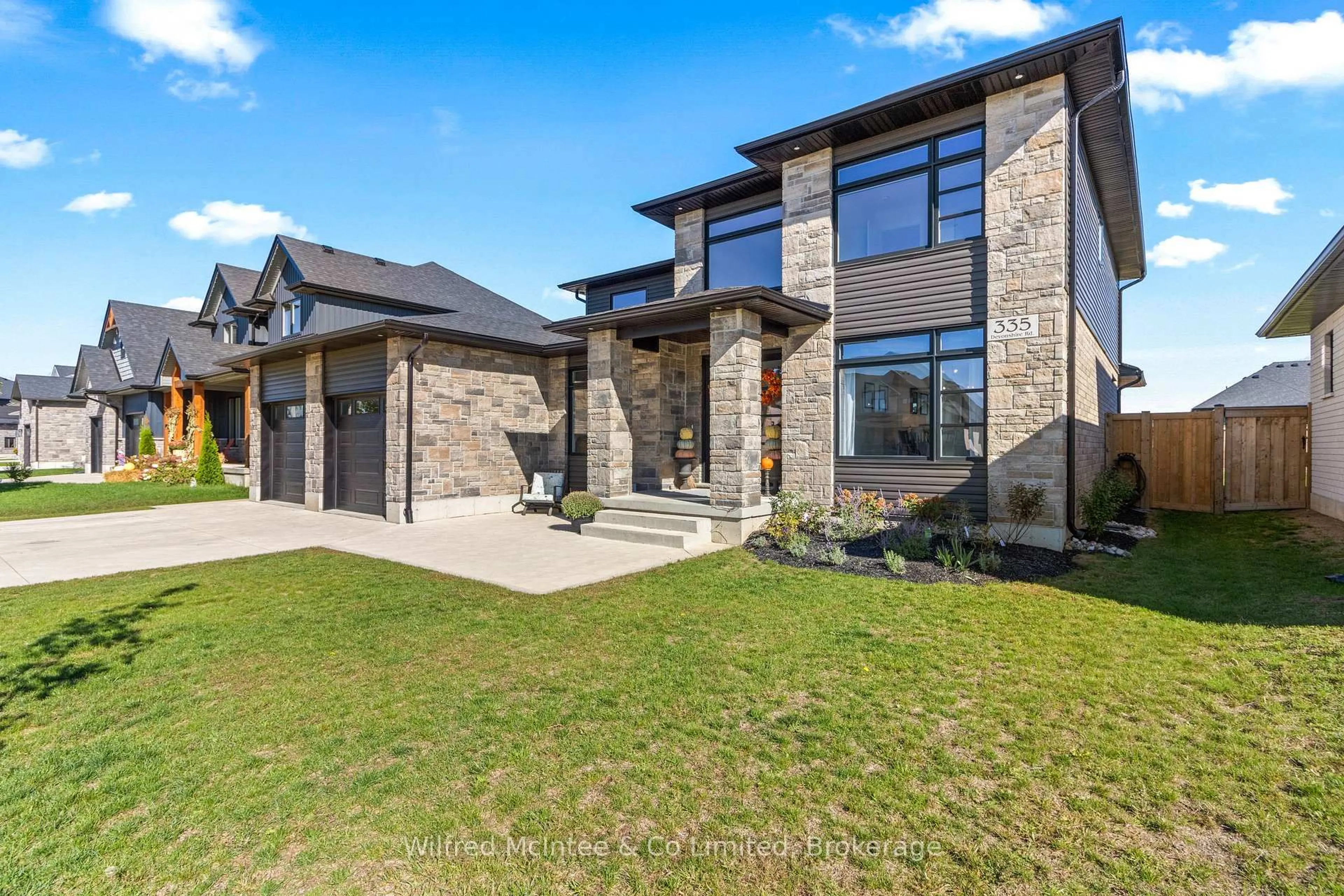 Home with brick exterior material, unknown for 335 Devonshire Rd, Saugeen Shores Ontario N0H 2C7