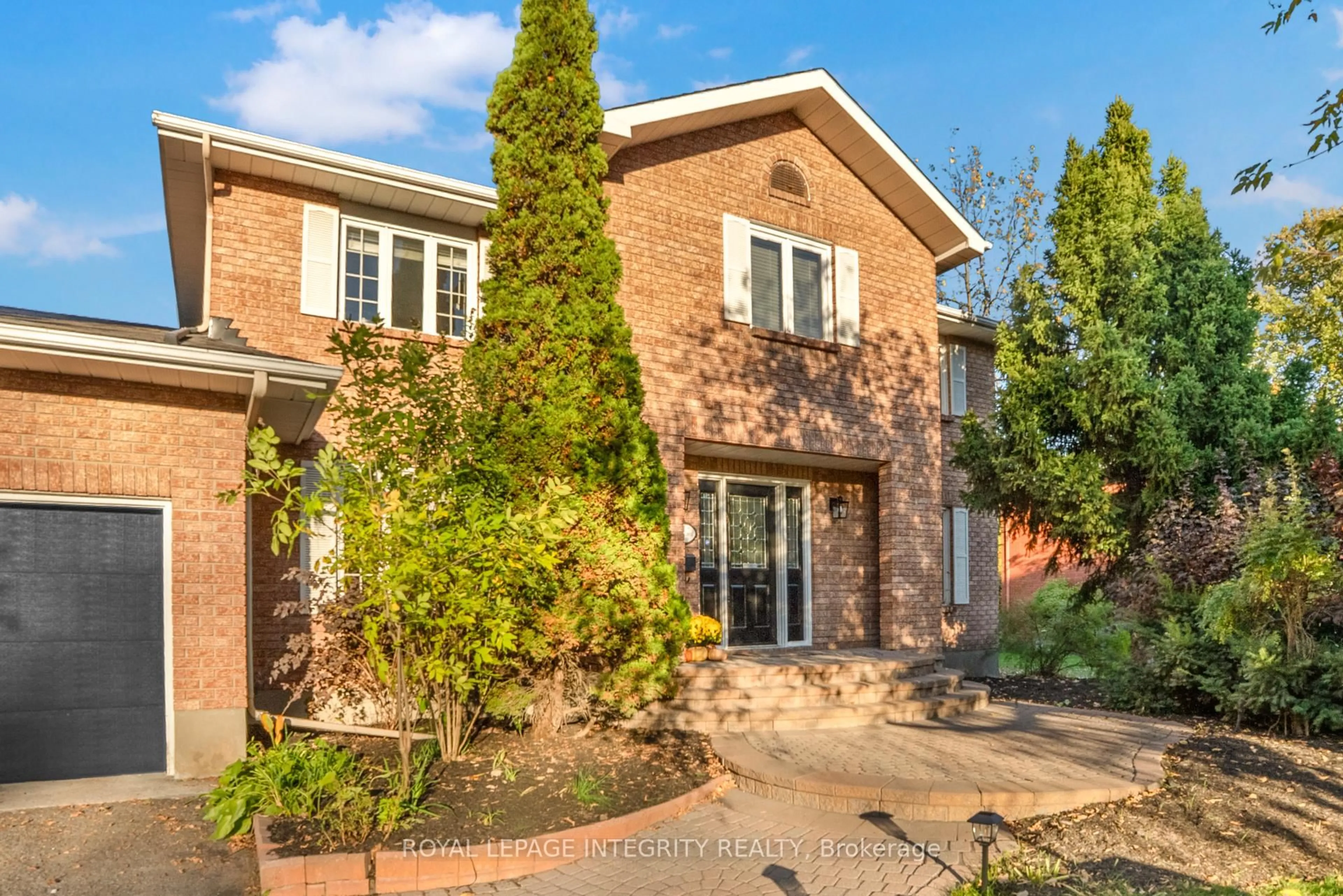 Home with brick exterior material, street for 1109 Cindy Hill Cres, Ottawa Ontario K4M 1E8