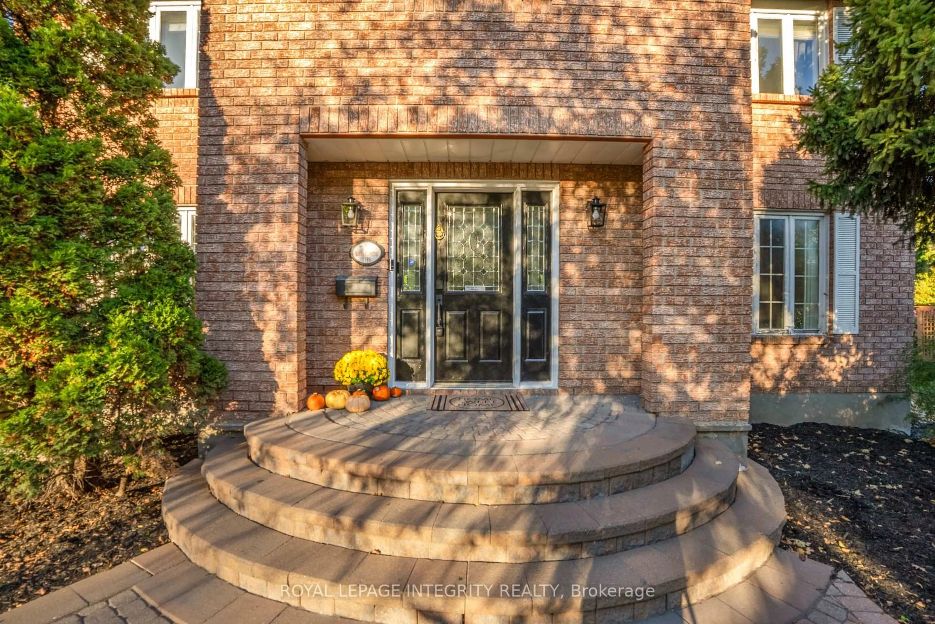Unknown for 1109 Cindy Hill Cres, Ottawa Ontario K4M 1E8