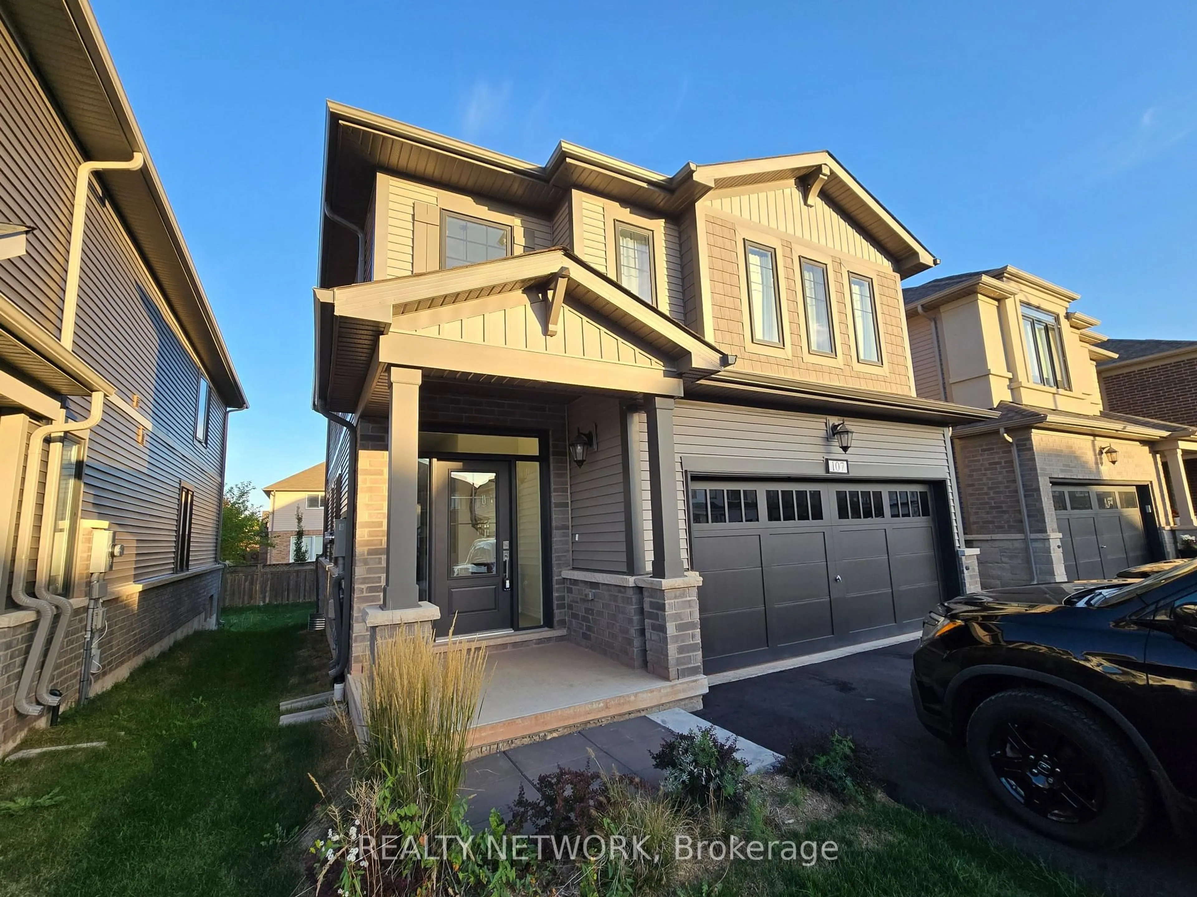 Home with vinyl exterior material, street for 107 Starfire Cres, Hamilton Ontario L8E 0K9