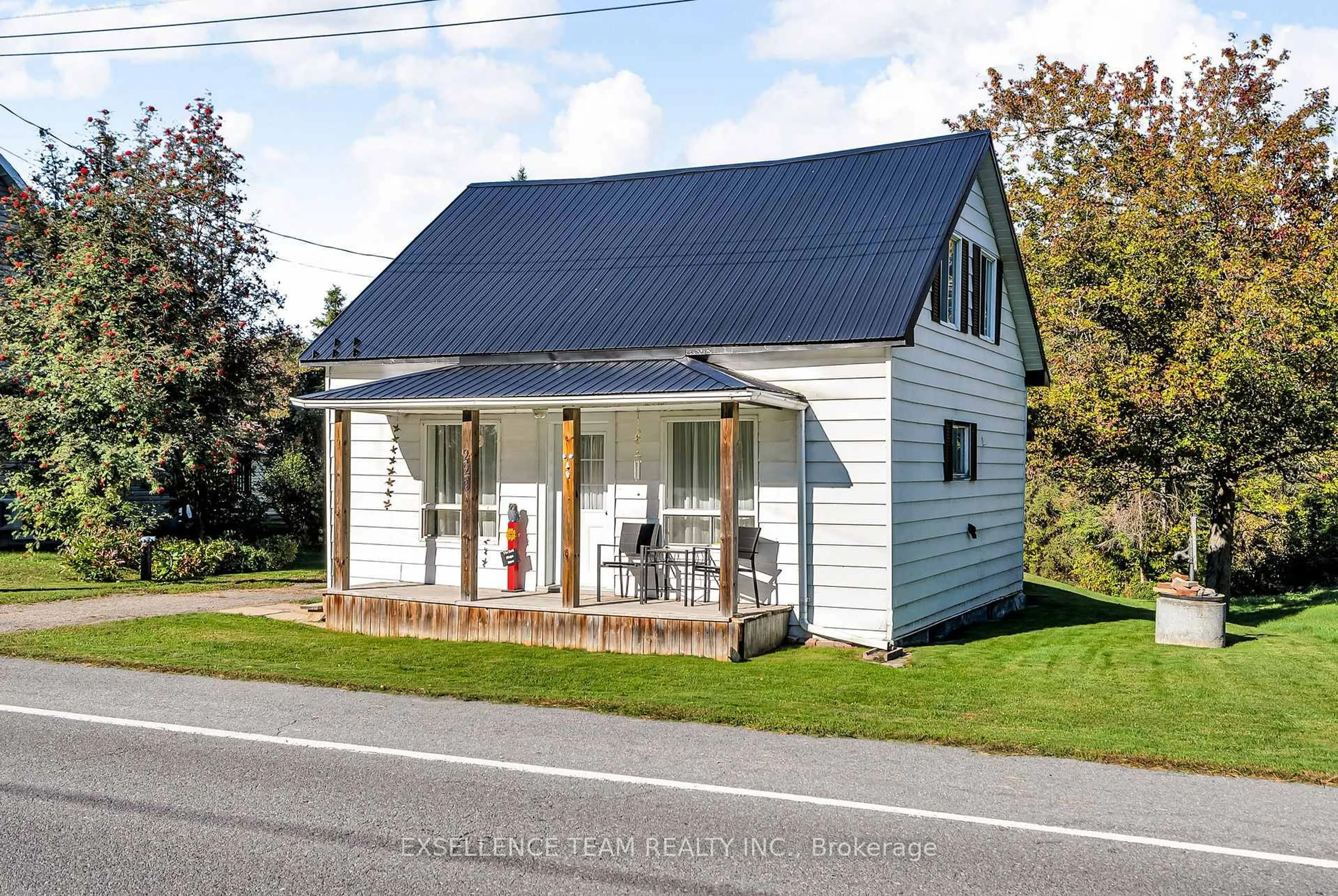 Home with vinyl exterior material, street for 226 St Bernardin St, The Nation Ontario K0B 1R0