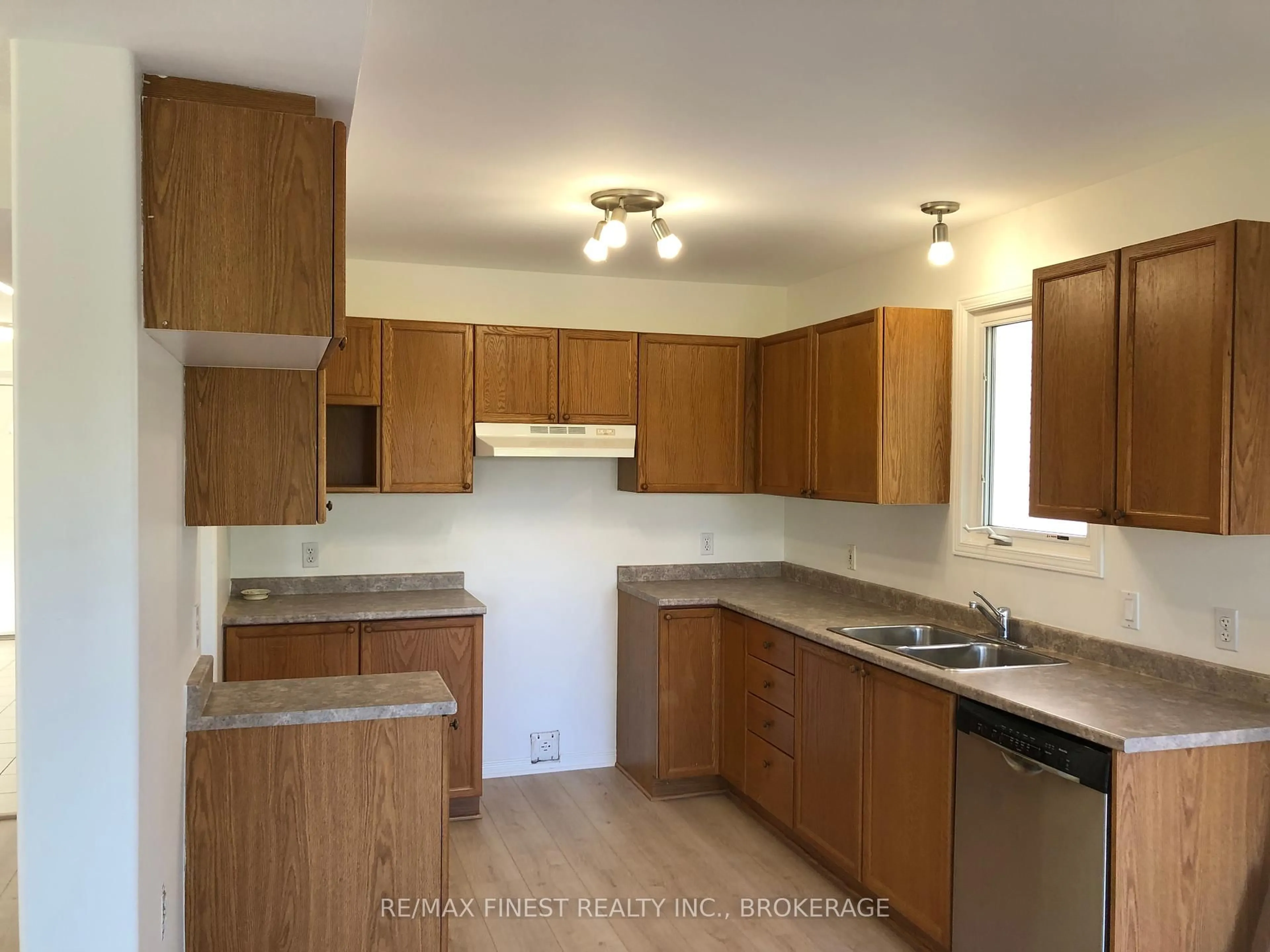 Standard kitchen, unknown for 992 Bluffwood Ave, Kingston Ontario K7K 7K6