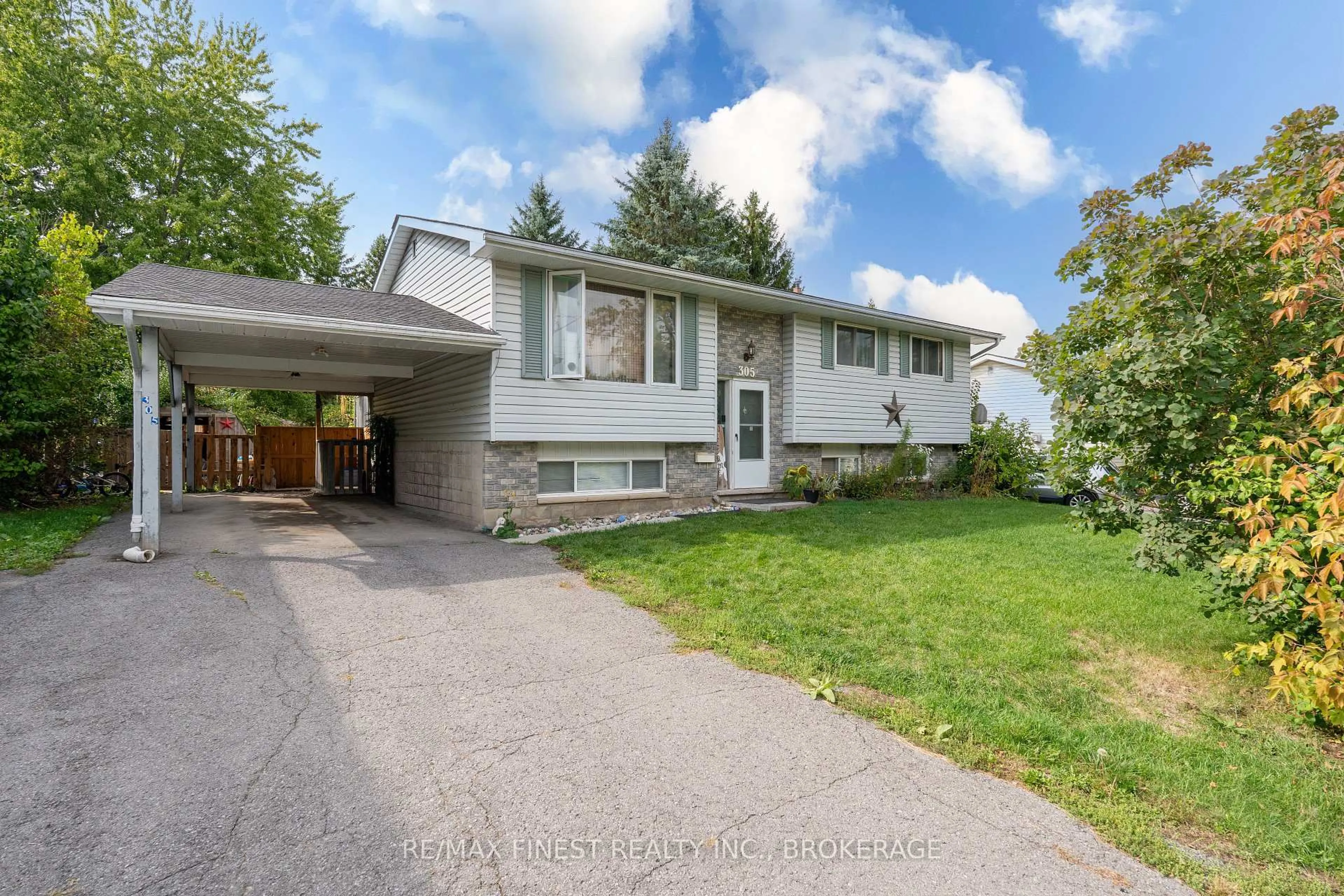 Home with vinyl exterior material, street for 305 Church St, Greater Napanee Ontario K7R 3X9