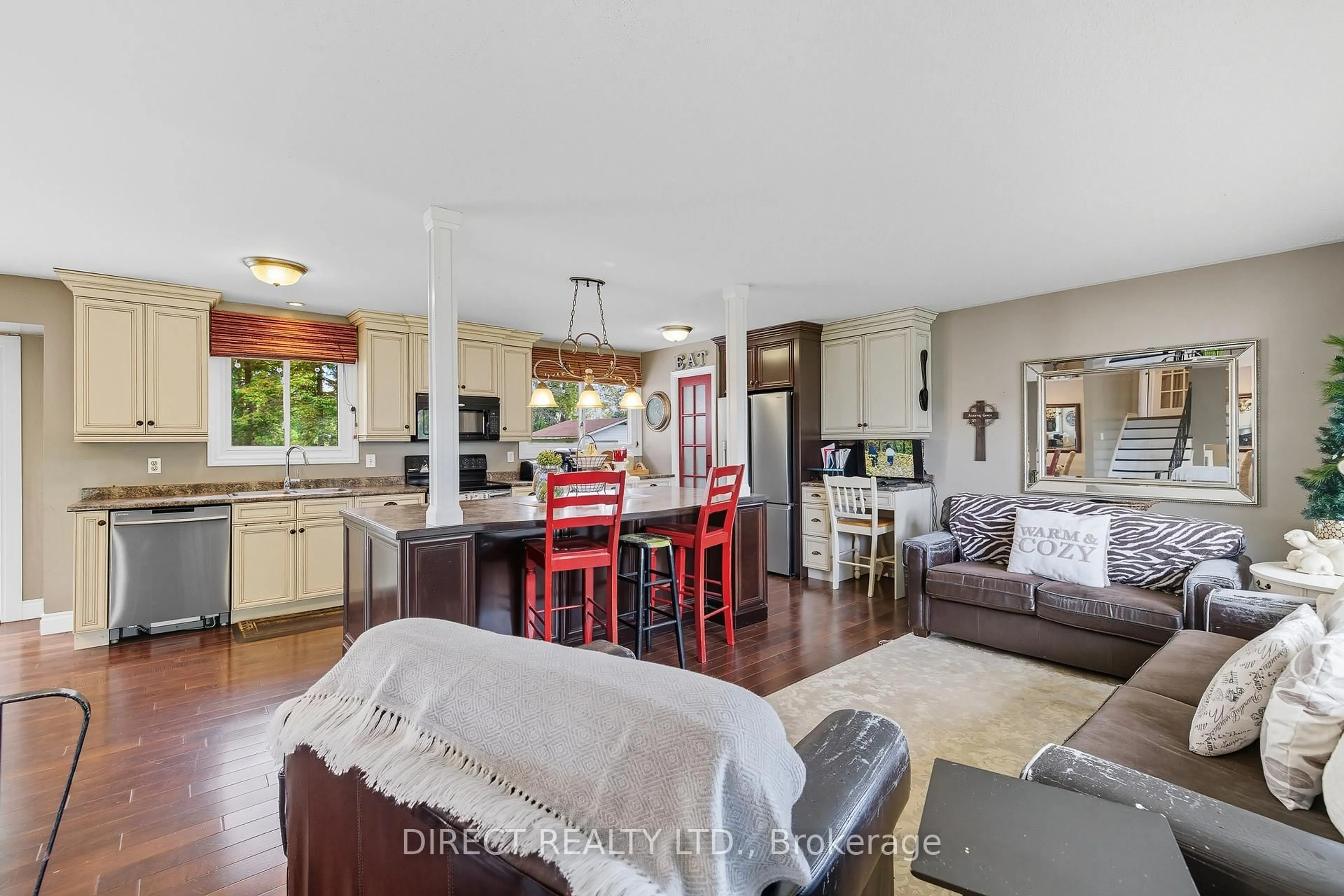 Open concept kitchen, unknown for 63 Baylea Dr, Quinte West Ontario K8V 5P5