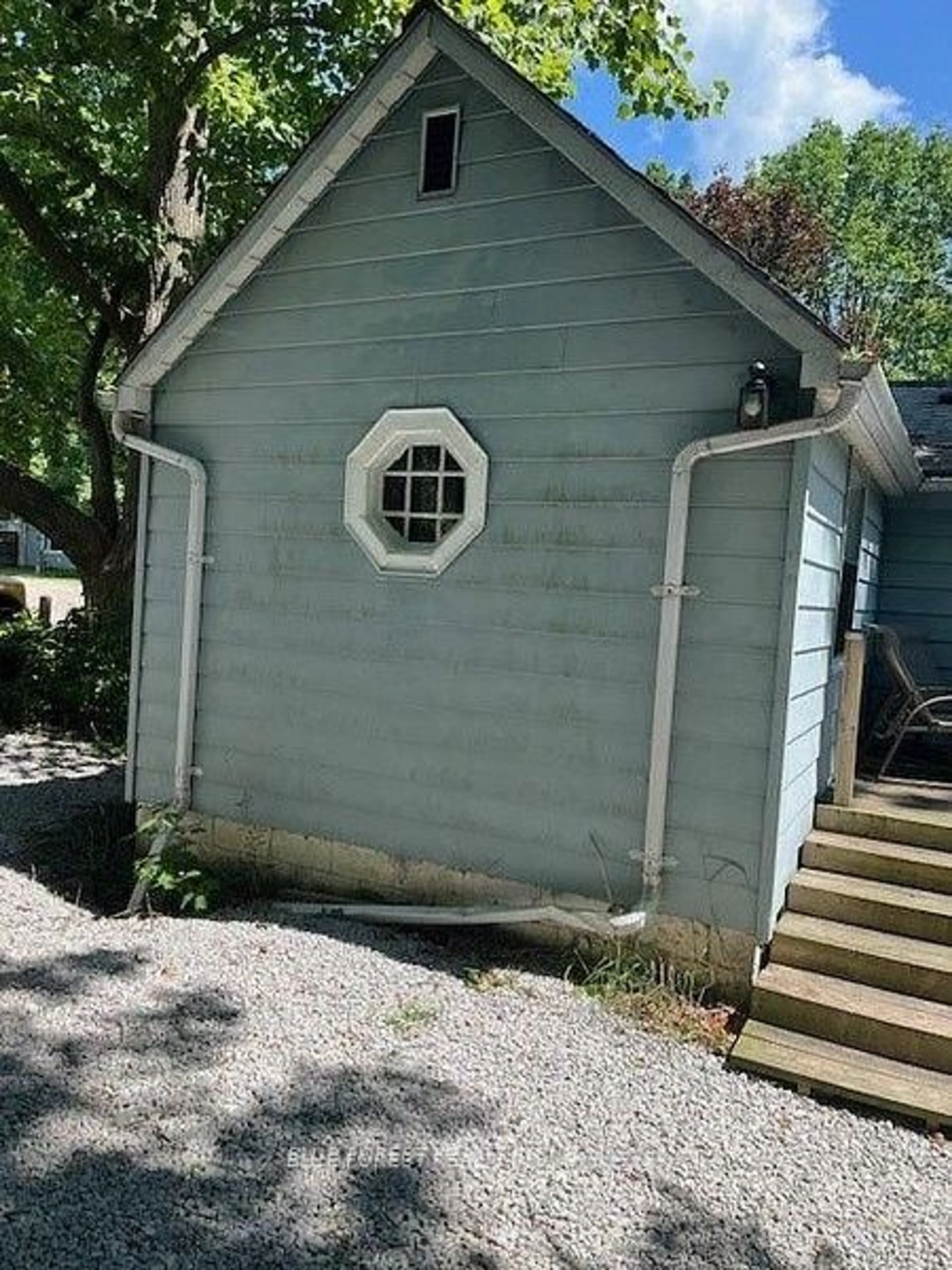 Shed for 27989 Park Dr, Dutton/Dunwich Ontario N0L 2M0