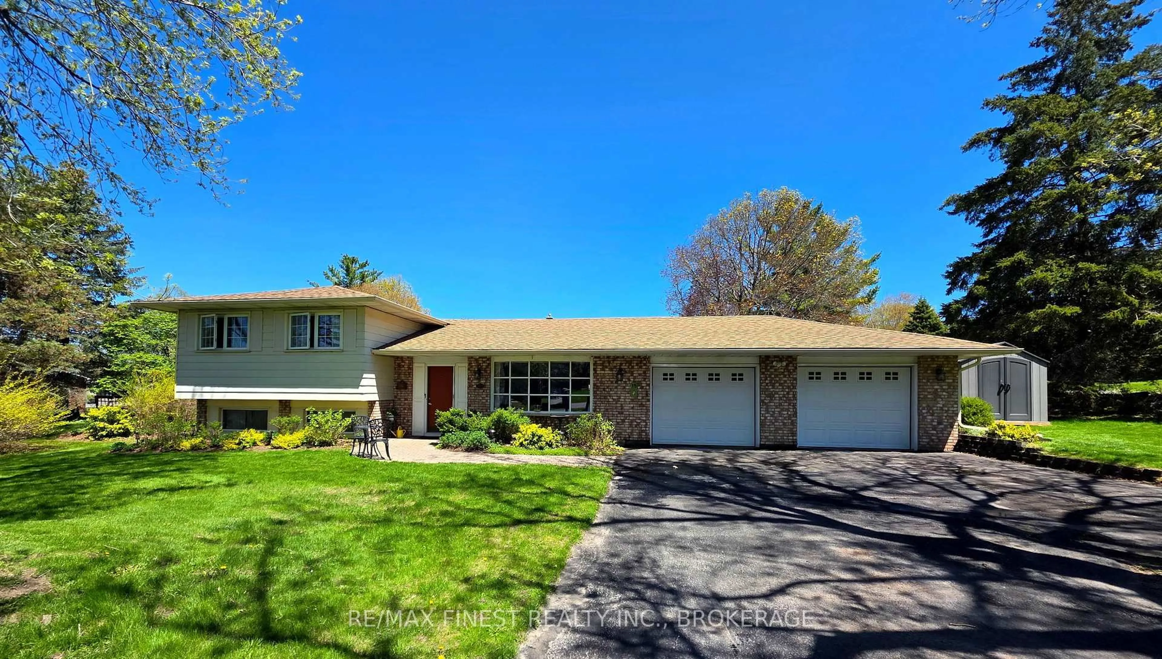Unknown for 15 Edgewood Dr, Greater Napanee Ontario K7R 3K3