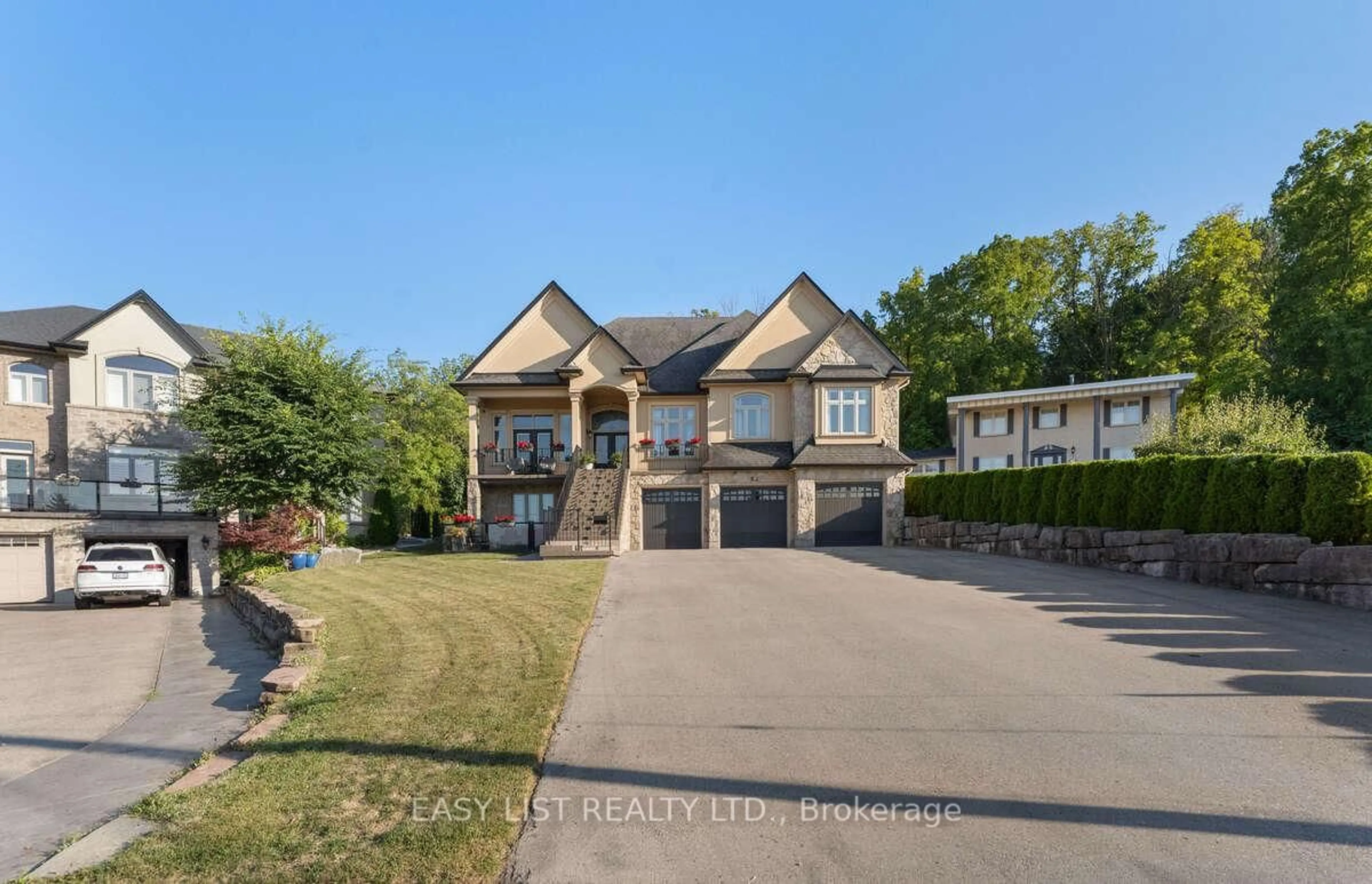 Home with brick exterior material, street for 82 Margaret Ave, Hamilton Ontario L8G 3G5