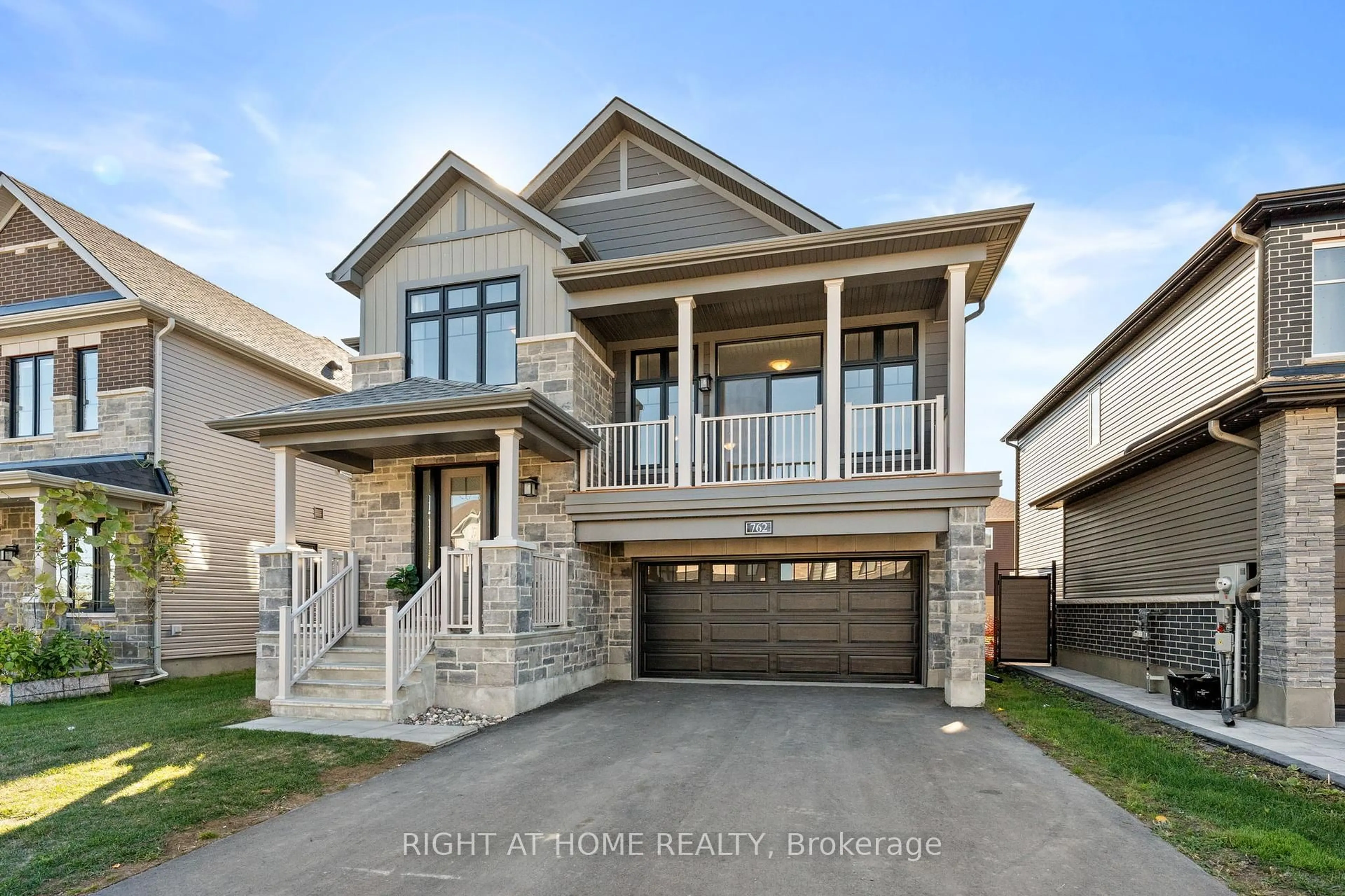 Home with brick exterior material, street for 762 Shoal St, Ottawa Ontario K4M 0X5