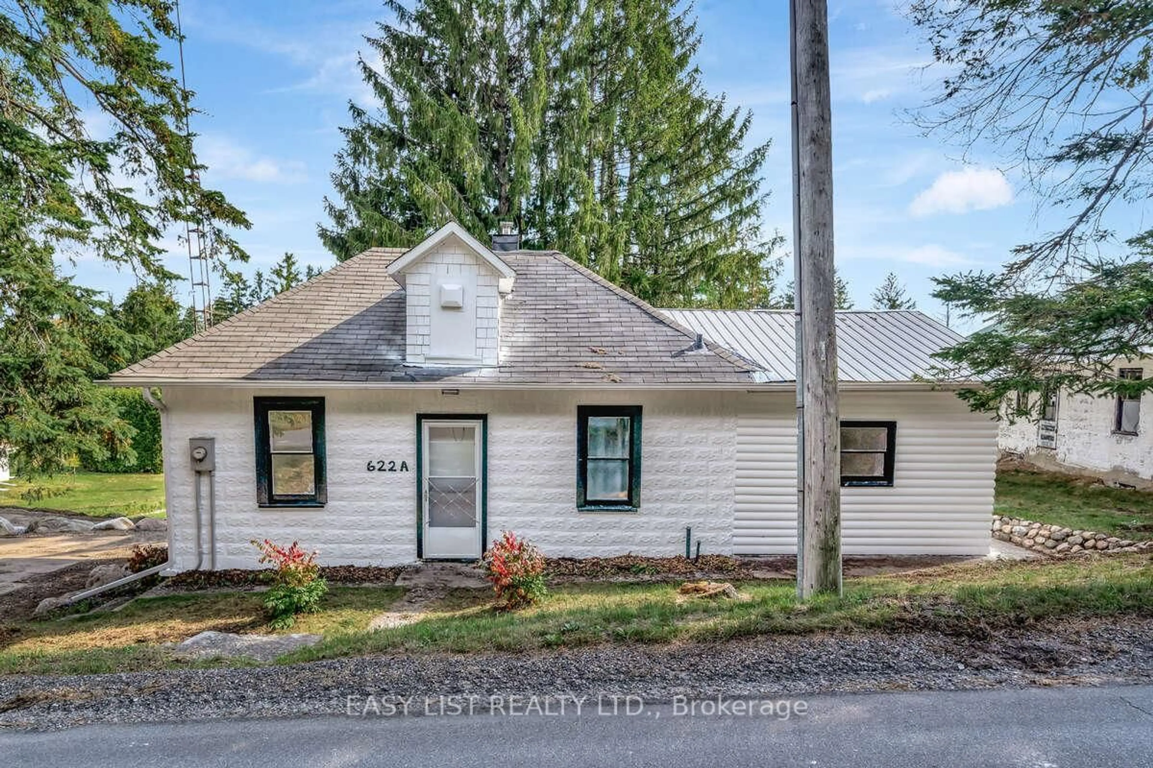 Home with vinyl exterior material, street for 622 Drum Rd #A and B, Kawartha Lakes Ontario L0A 1K0