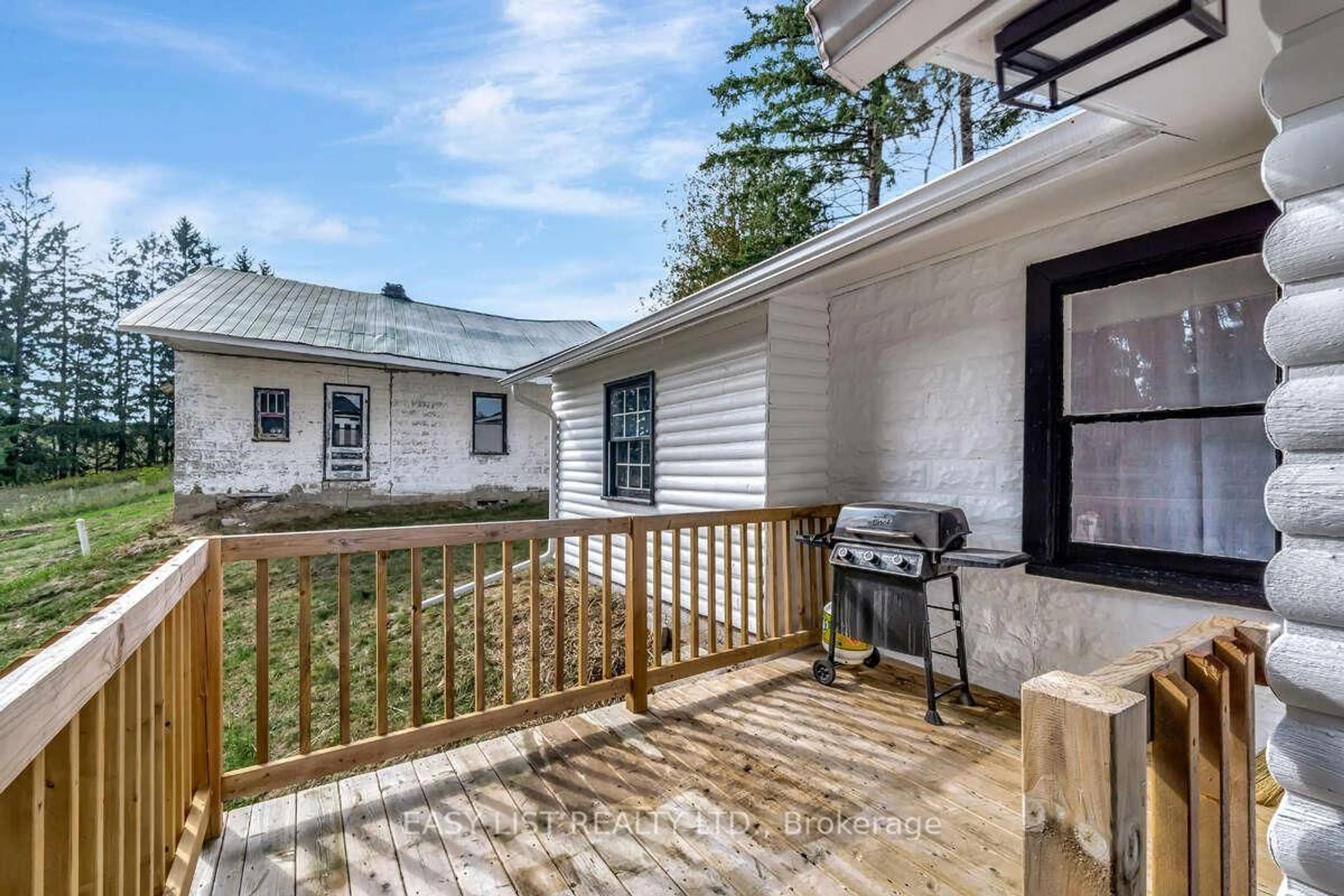Patio, unknown for 622 Drum Rd #A and B, Kawartha Lakes Ontario L0A 1K0