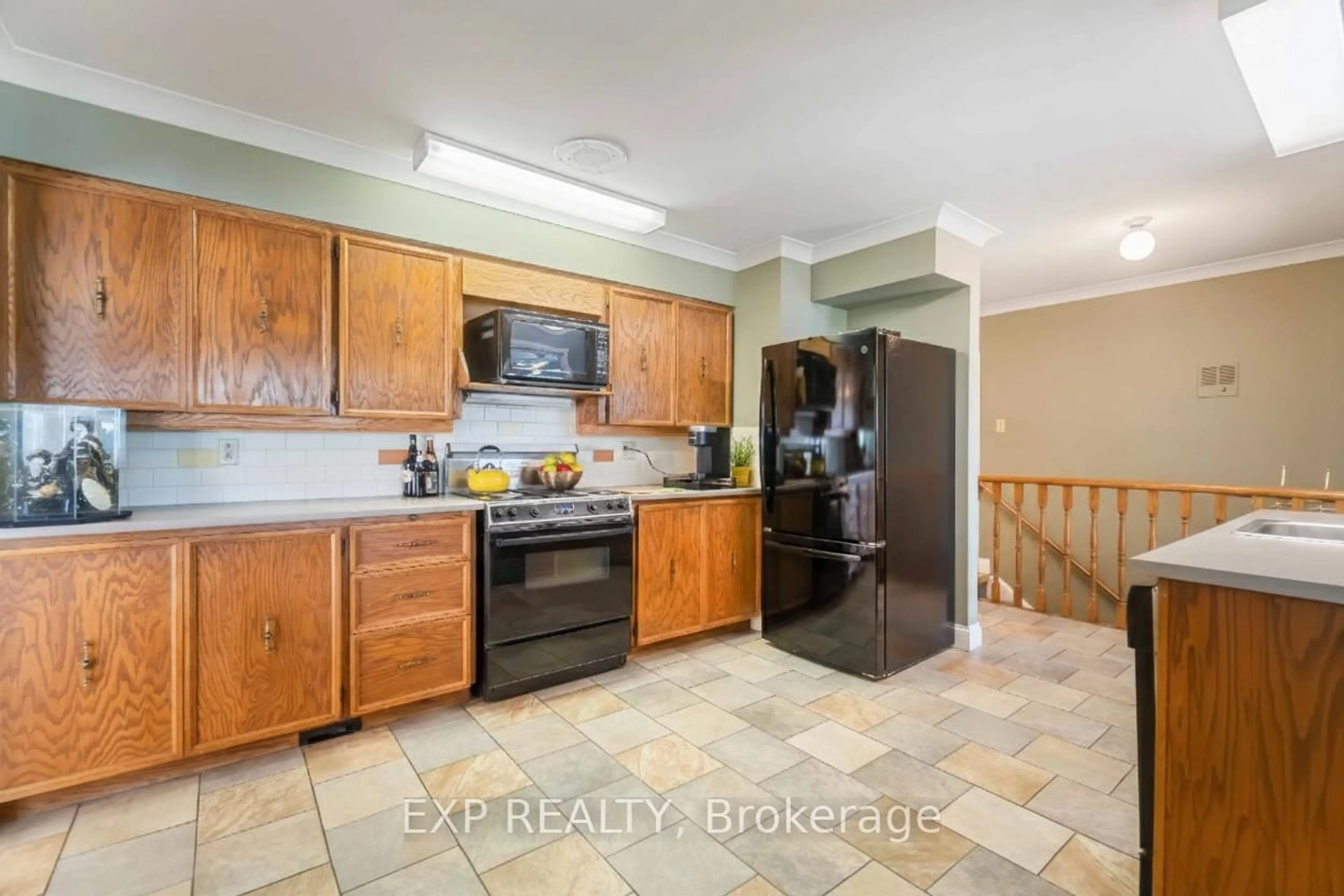 Standard kitchen, ceramic/tile floor for 1038 WHITE LAKE Rd, Arnprior Ontario K7S 3G9
