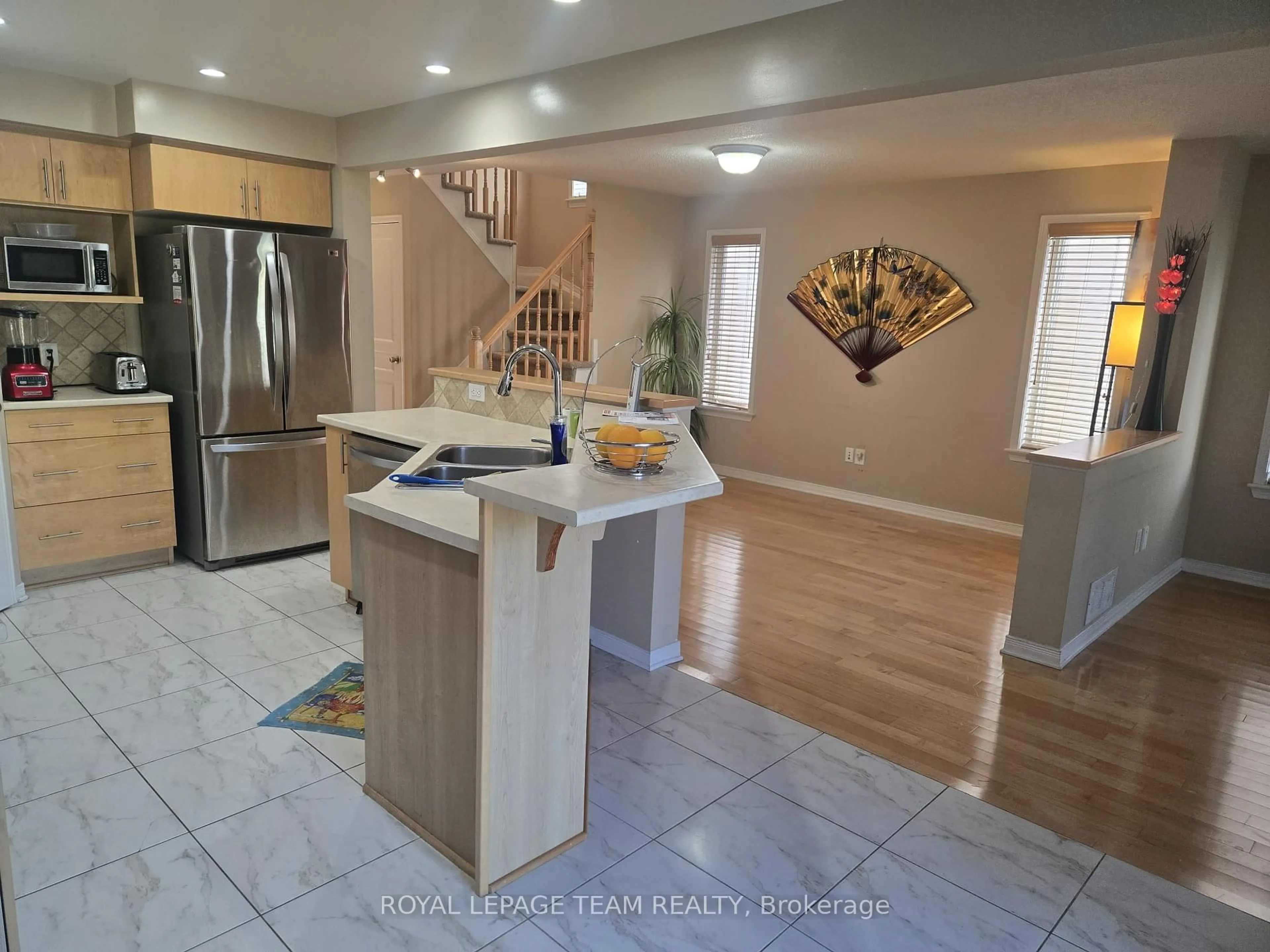 Open concept kitchen, ceramic/tile floor for 361 Celtic Ridge Cres, Ottawa Ontario K2W 0B6