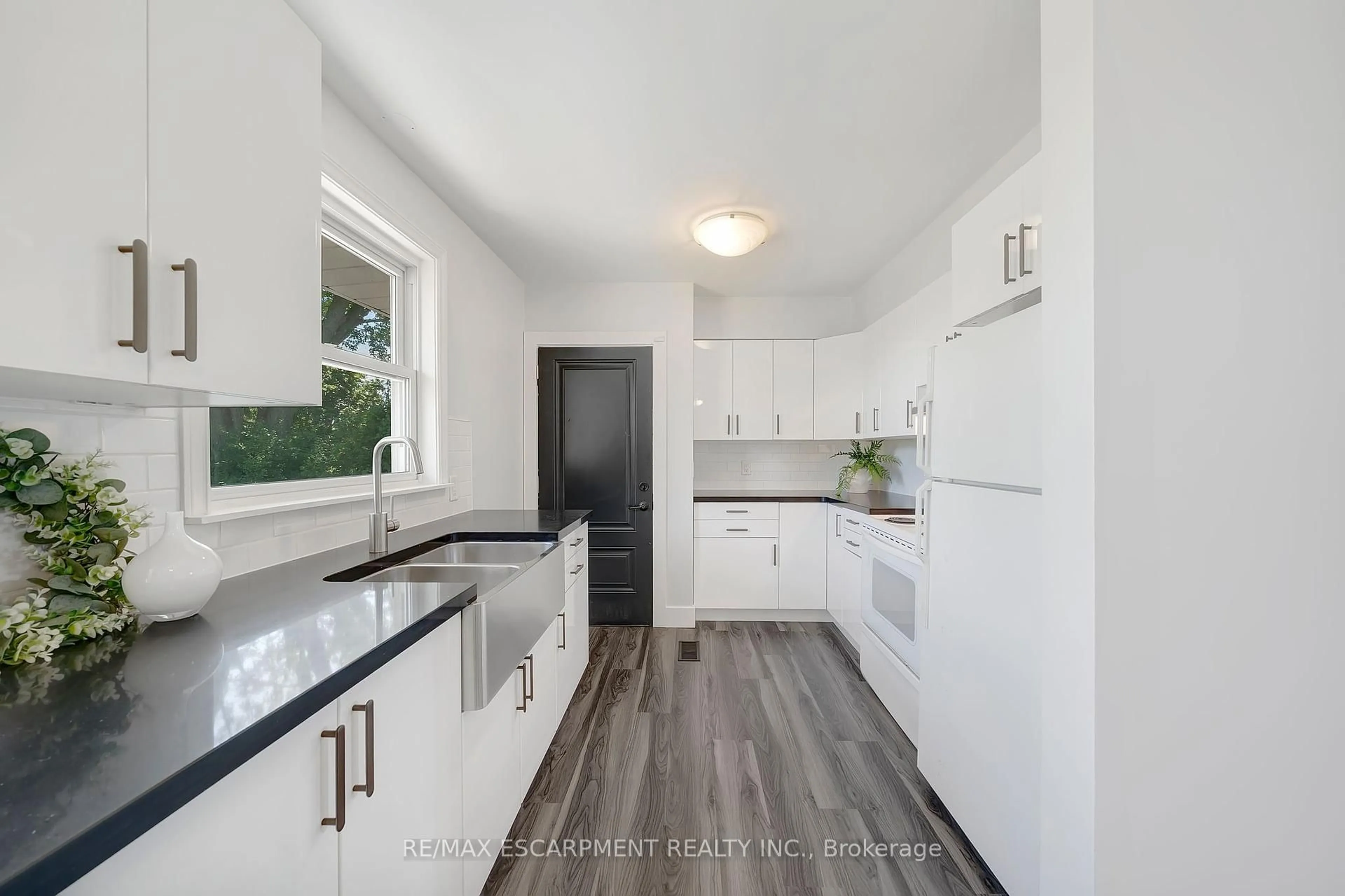 Open concept kitchen, unknown for 167 Miles Rd, Hamilton Ontario L8W 1E2