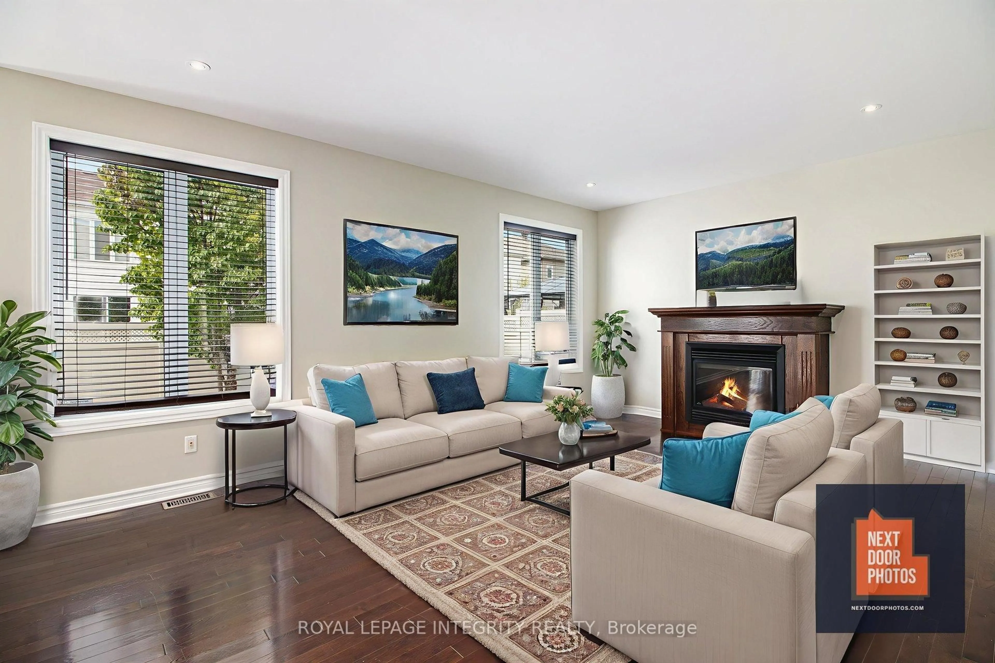 Living room with furniture, unknown for 324 Branthaven St, Ottawa Ontario K4A 0H1