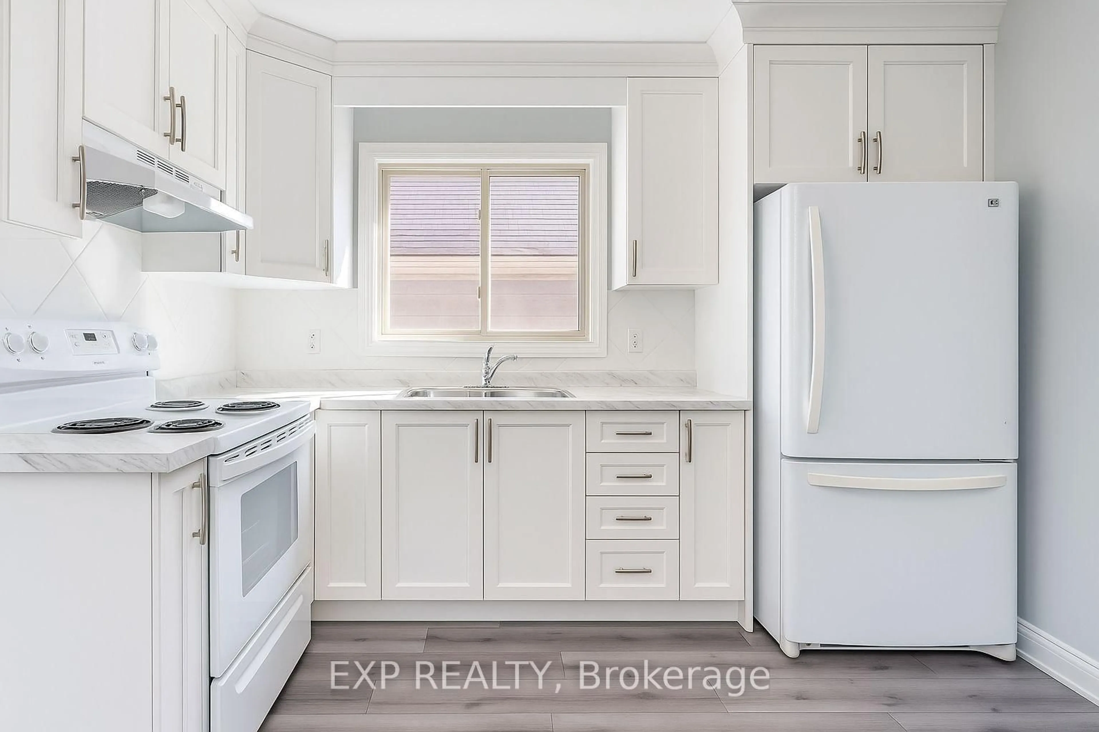 Open concept kitchen, unknown for 20 Marmora St, St. Catharines Ontario L2P 3C1