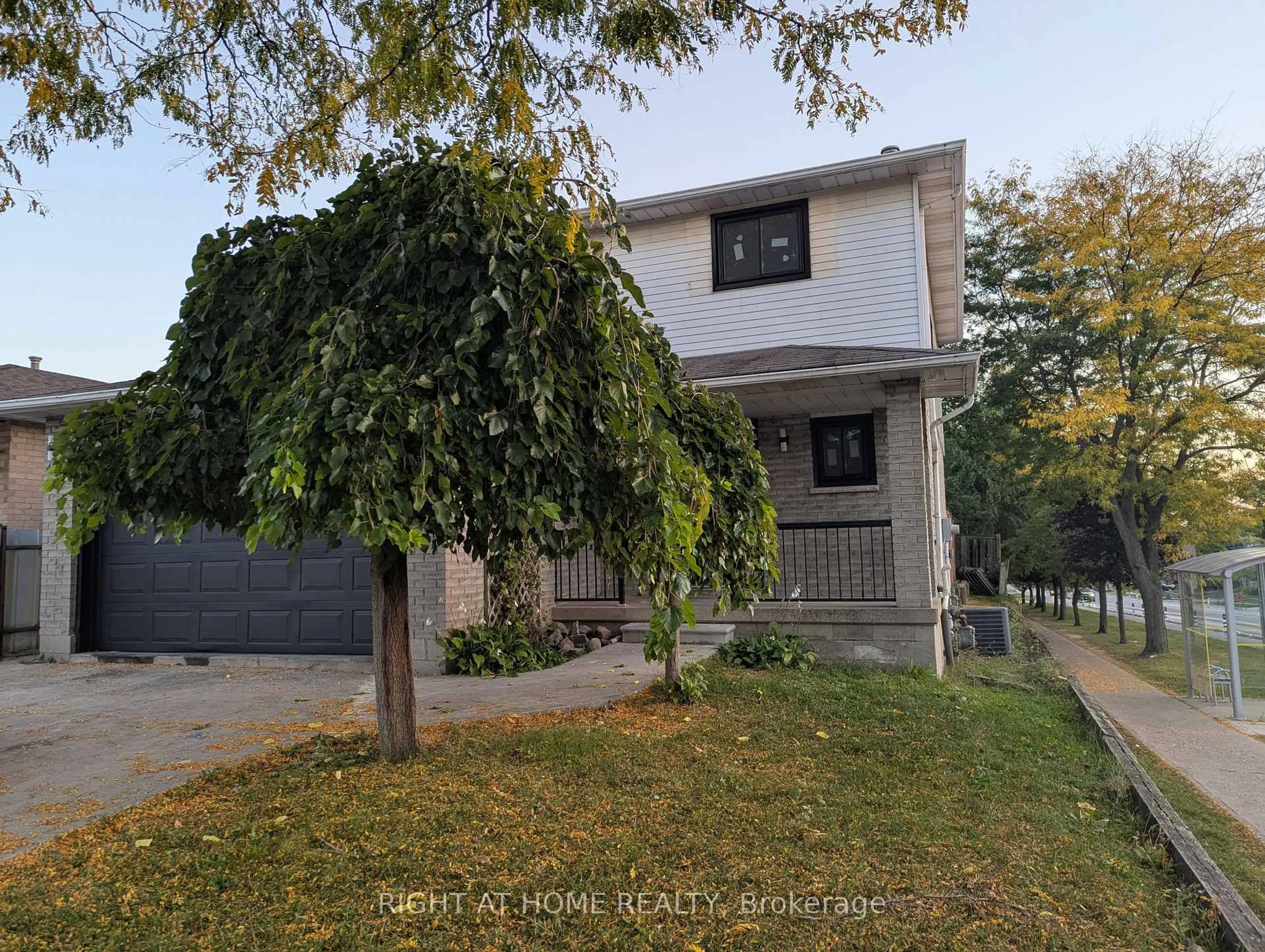 Unknown for 73 Skyview Dr, Hamilton Ontario L9B 1X5