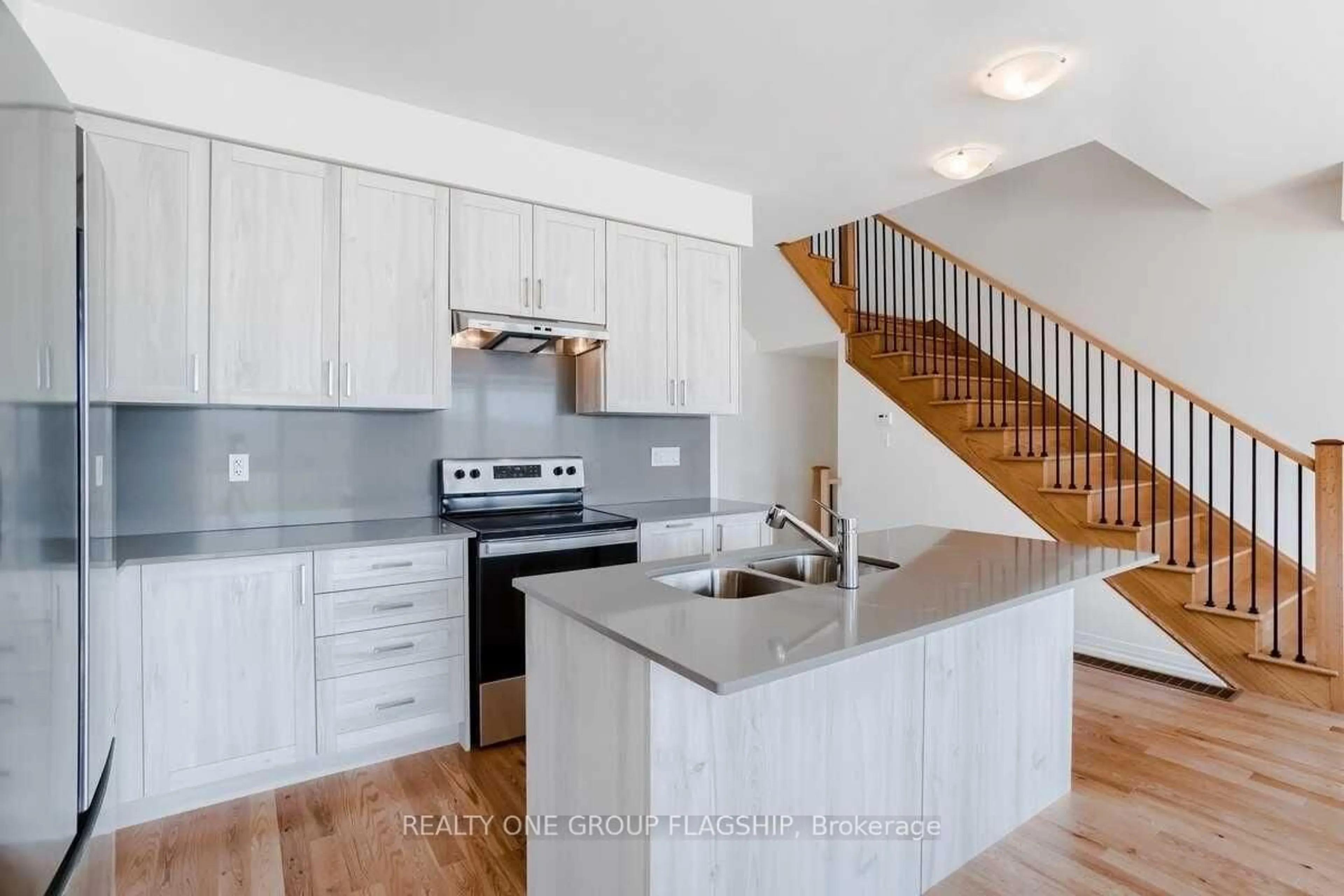 Open concept kitchen, unknown for 269 provident Way, Hamilton Ontario L0R 1W0