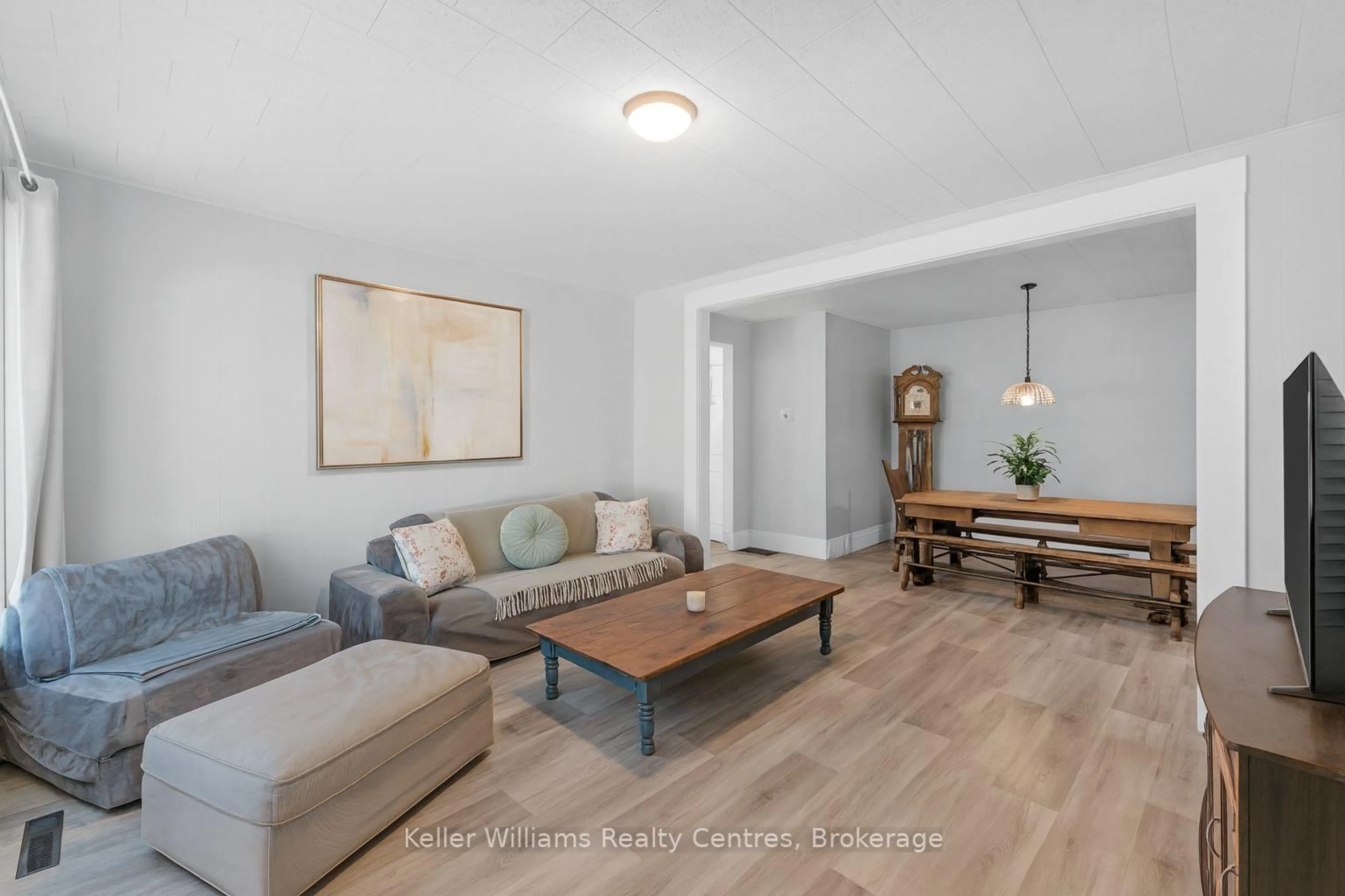 Living room with furniture, unknown for 502 & 504 9th St, Owen Sound Ontario N4K 3P2