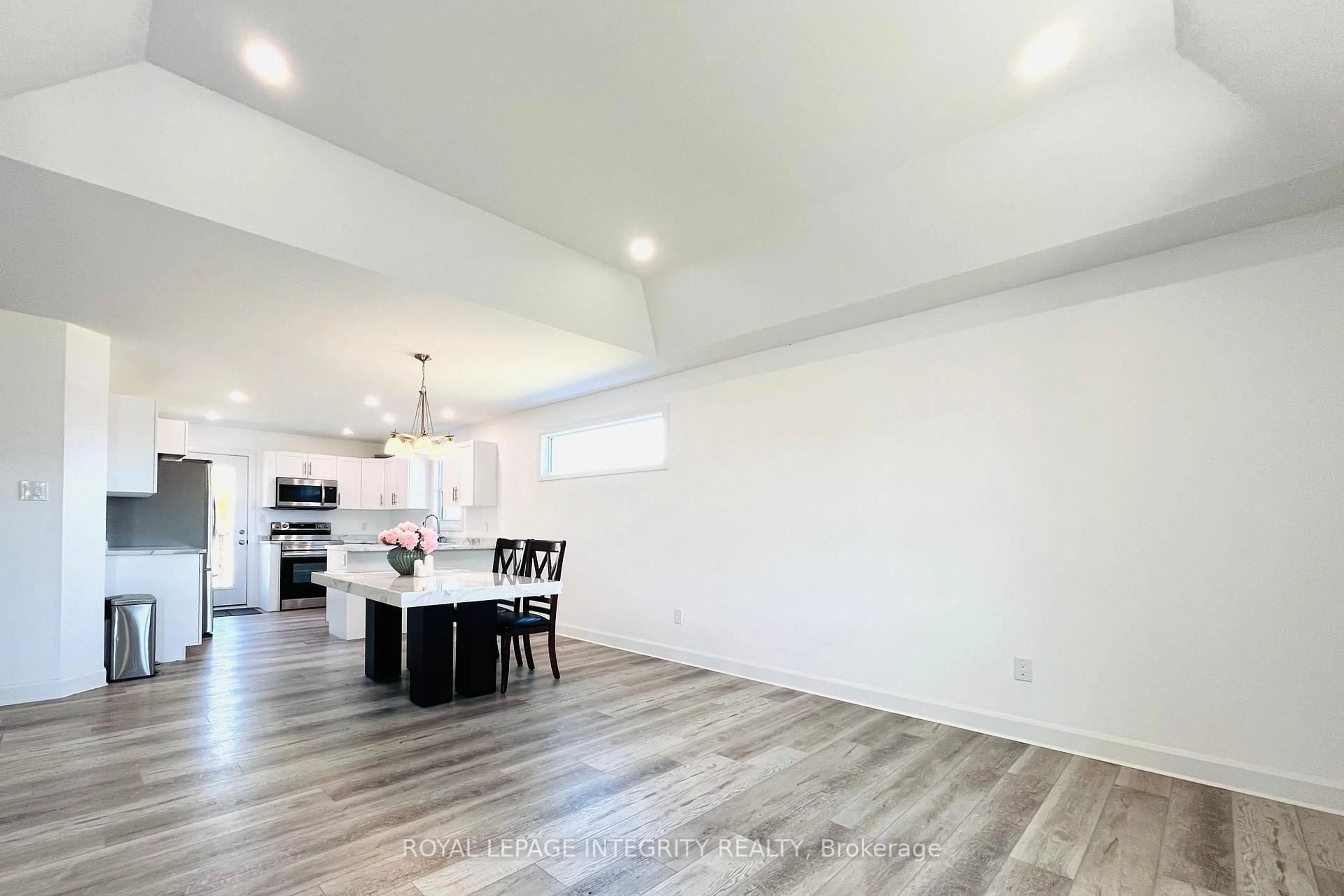 A pic of a room for 20 Terrance Dr, Petawawa Ontario K8H 2W8