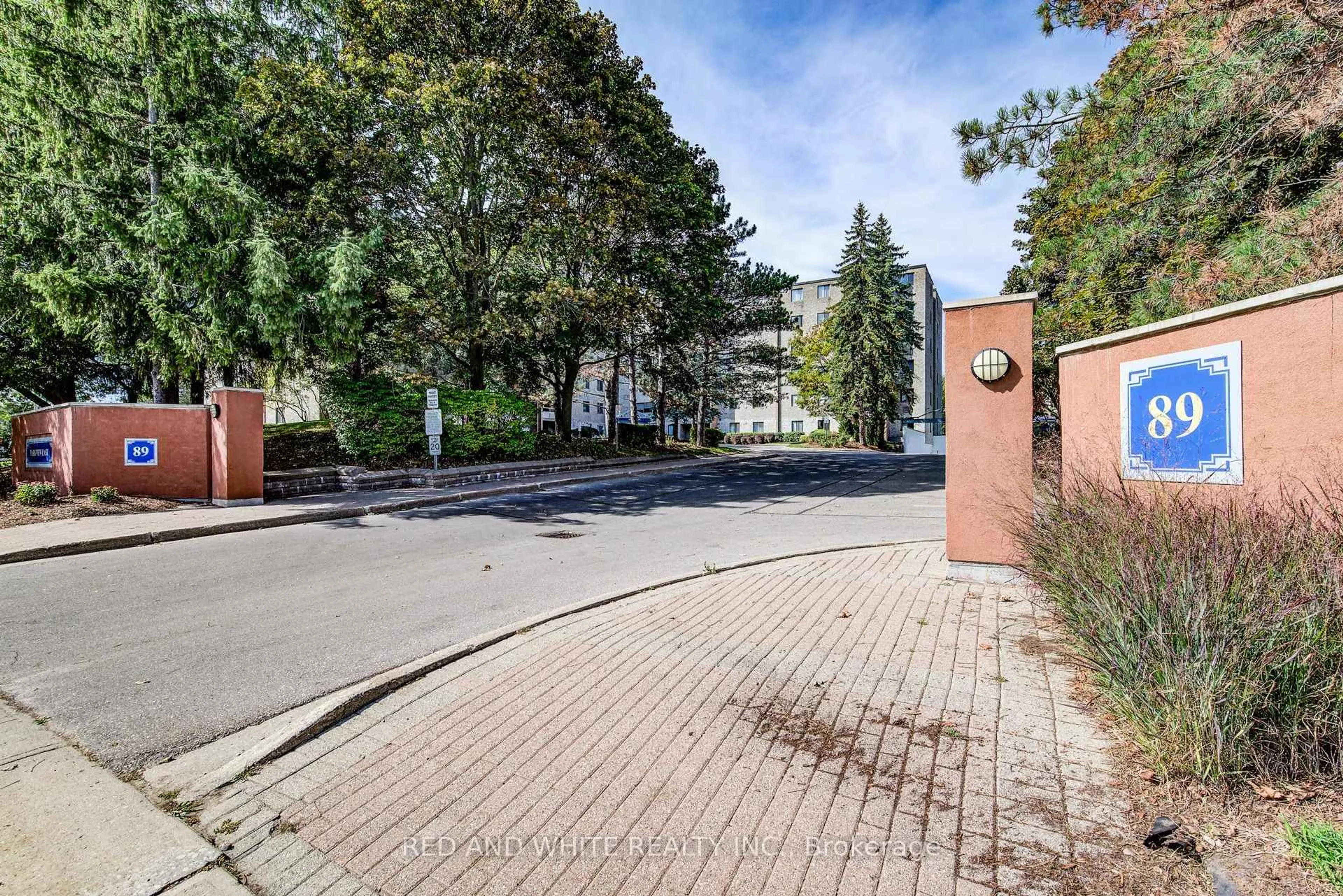 Unknown for 89 Westwood Rd #405, Guelph Ontario N1H 7J6