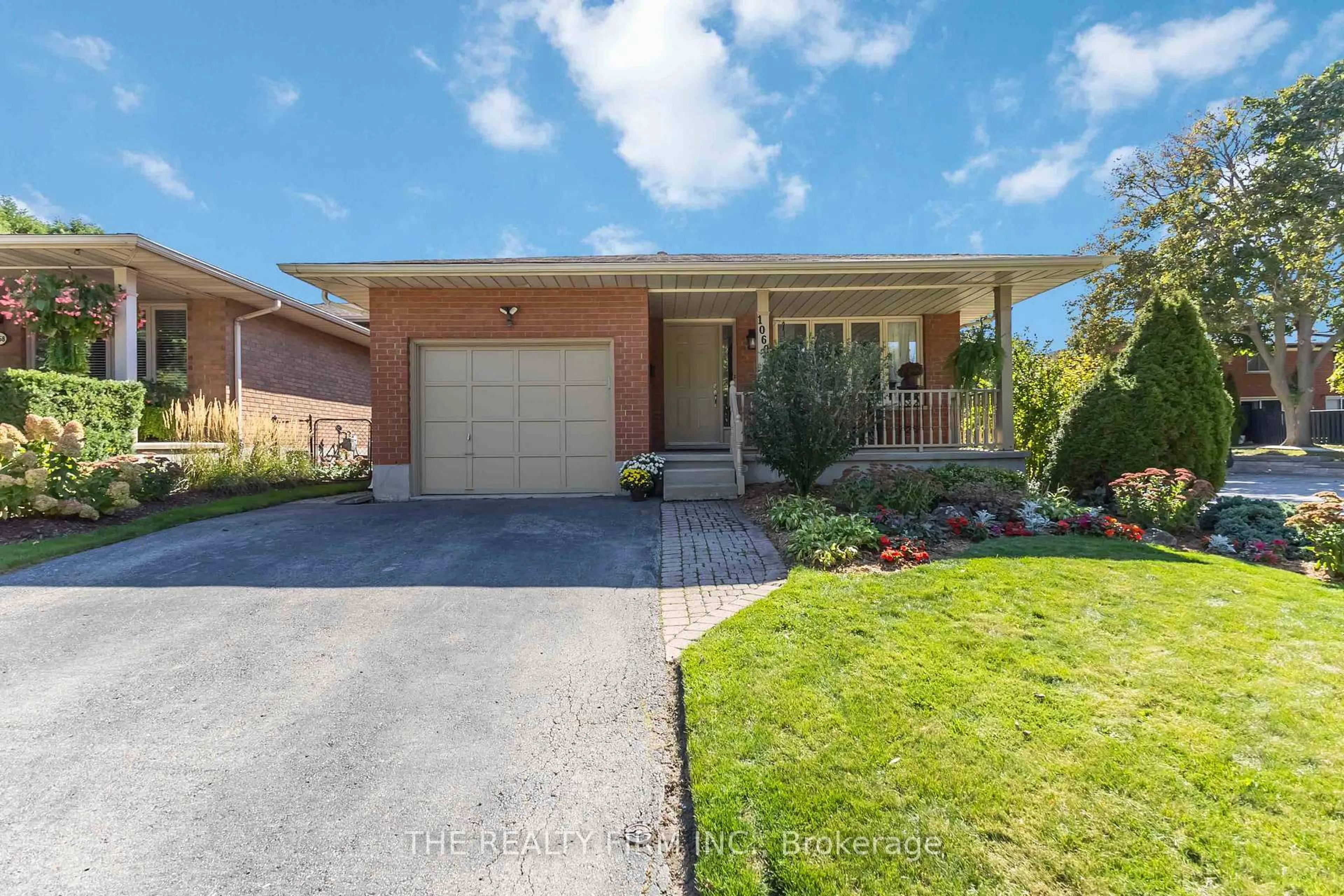 Home with brick exterior material, street for 1060 Guildwood Blvd, London North Ontario N6H 4G5