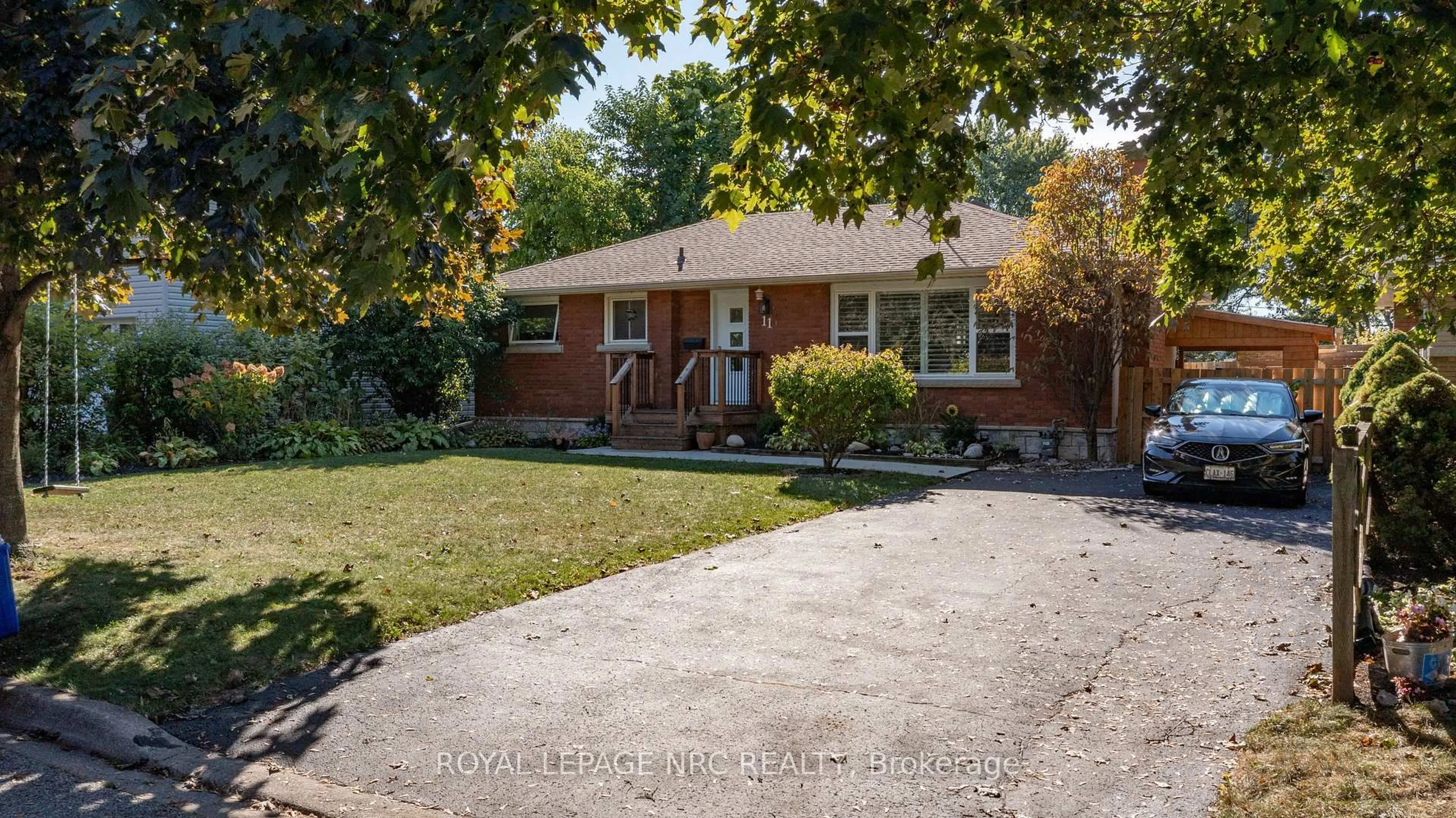Home with brick exterior material, street for 11 Brookdale Ave, St. Catharines Ontario L2T 2T2