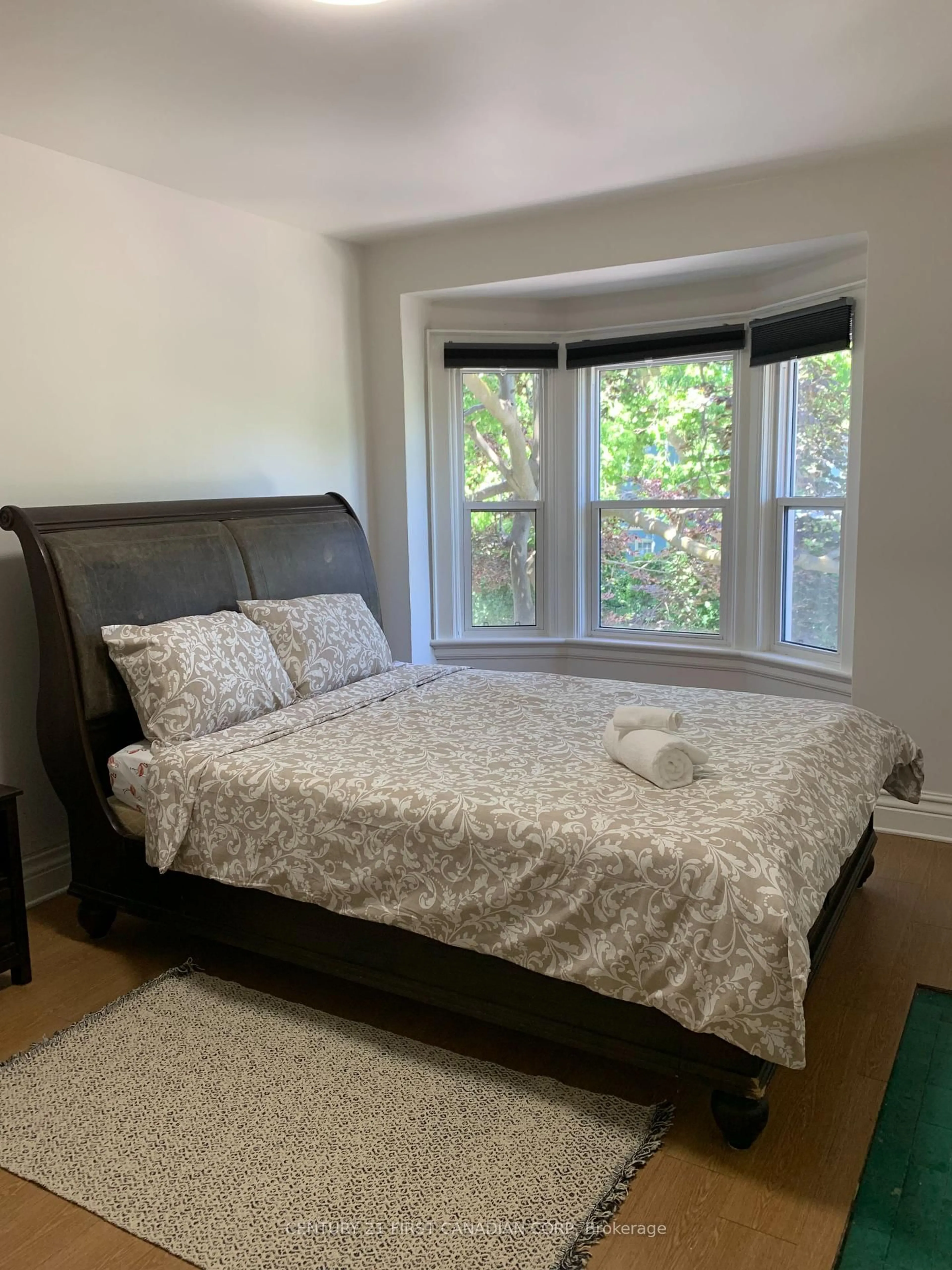 Bedroom with bed, unknown for 14 Craig St, London South Ontario N6C 1E8