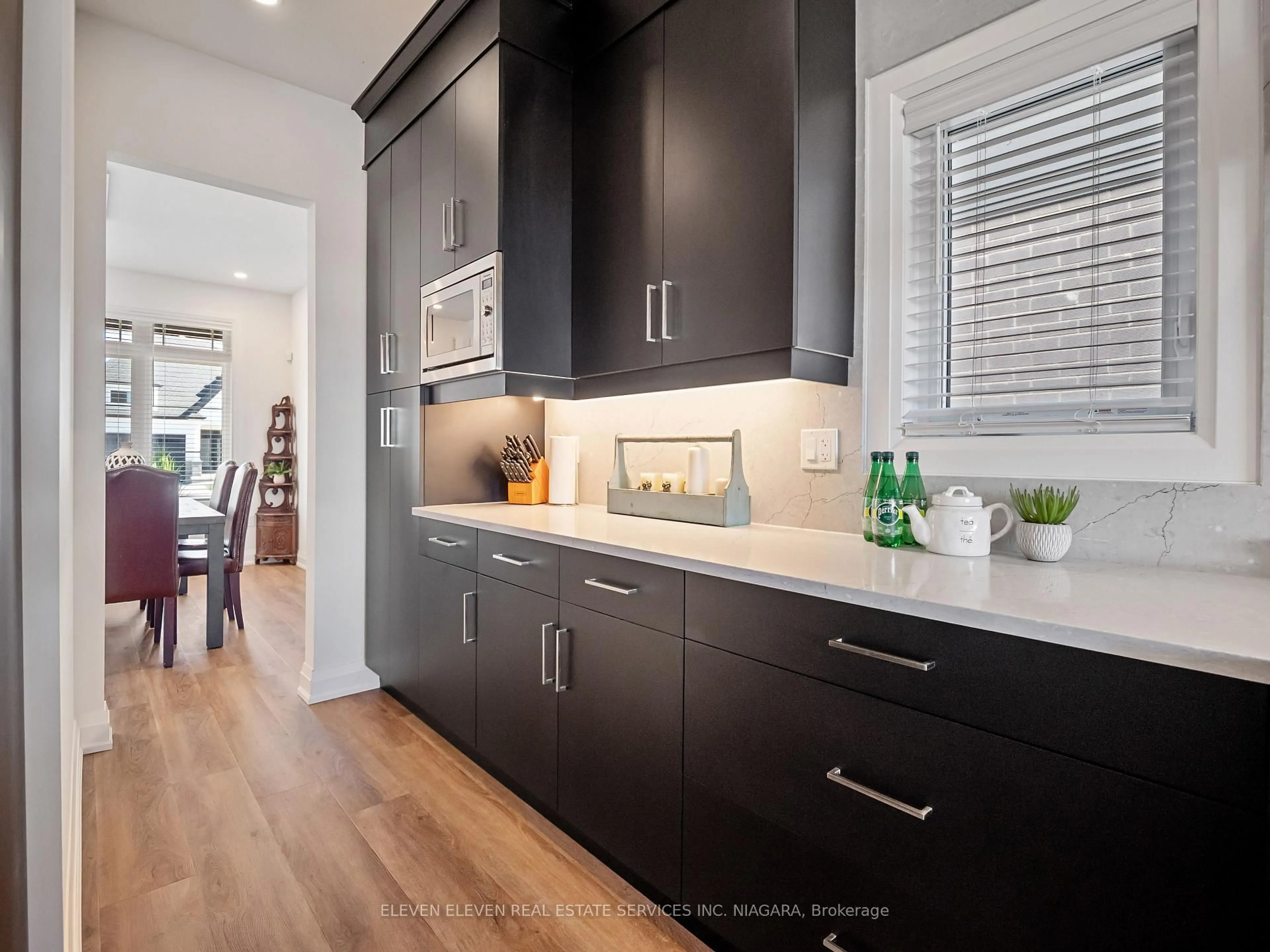 Open concept kitchen, unknown for 7483 Sherrilee Cres, Niagara Falls Ontario L2H 3T4