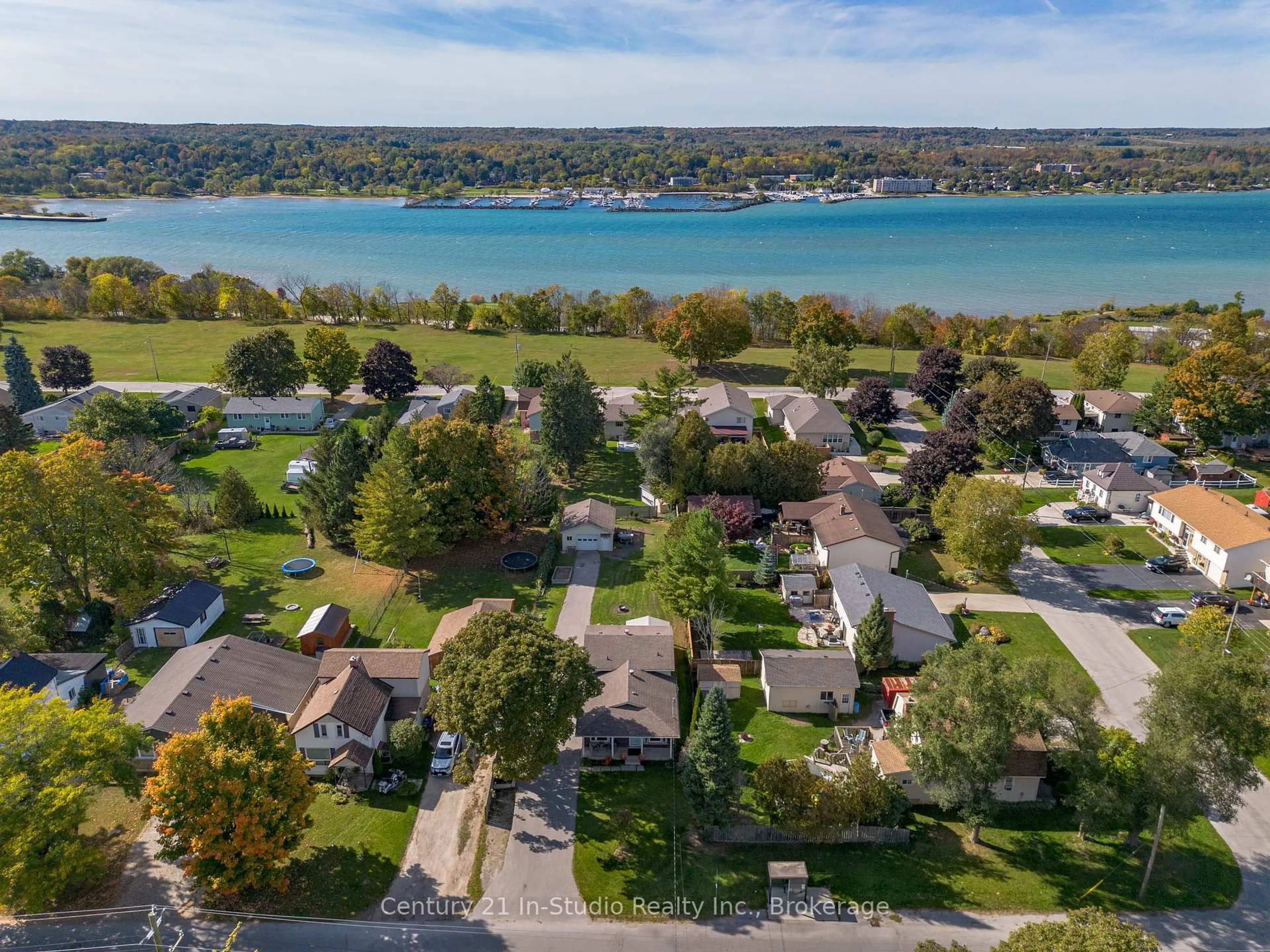 A pic from outside/outdoor area/front of a property/back of a property/a pic from drone, water/lake/river/ocean view for 1980 6th Ave, Owen Sound Ontario N4K 2W5
